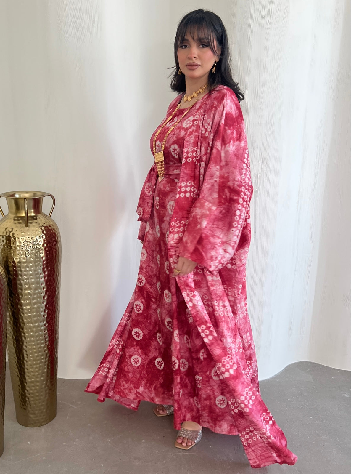 MEI499 - Pink Embroidered Set with Belt