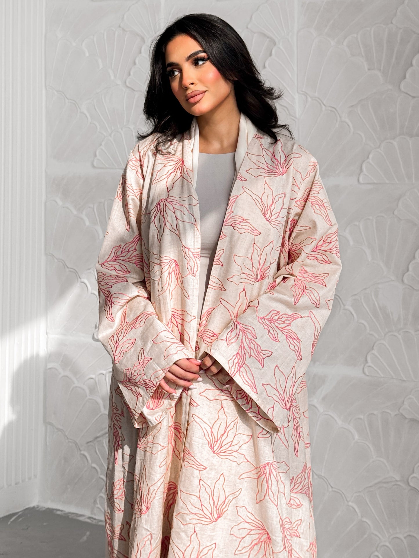 MEI605 - Indian Linen Abaya with Pink Embroidery