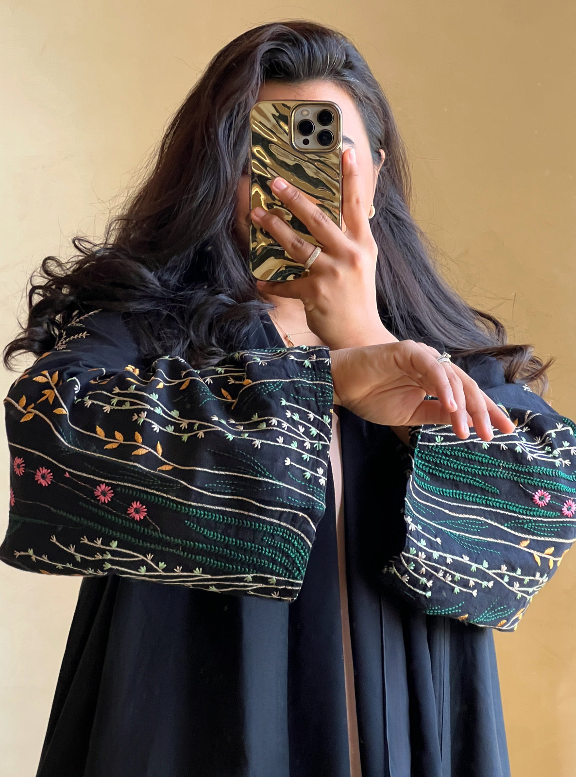 MEI475 - Embroidered Linen Abaya