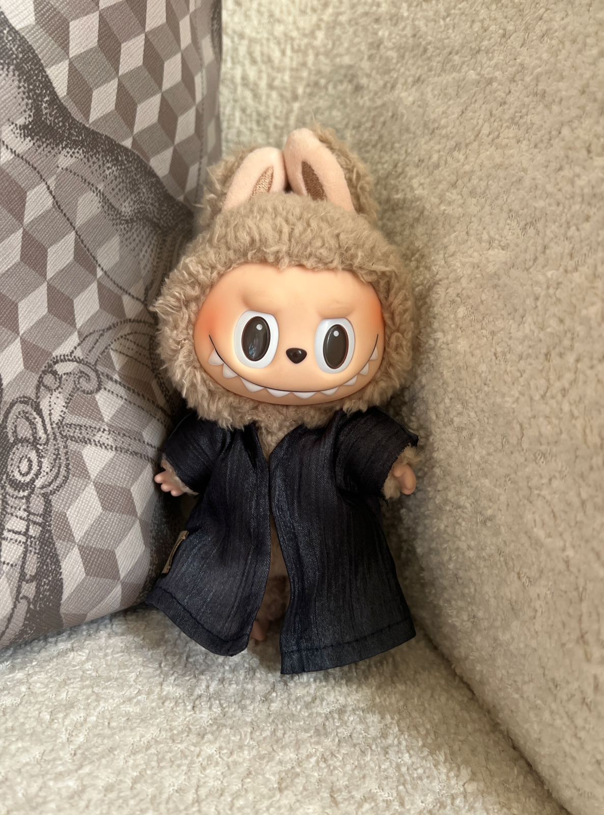 Nova Abaya in Midnight & Mini Labubu Abaya (DOLL NOT INCLUDED)