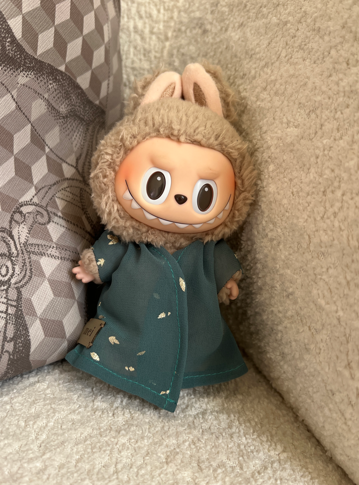 Stardust Abaya in Turquoise & Mini Labubu Abaya (DOLL NOT INCLUDED)