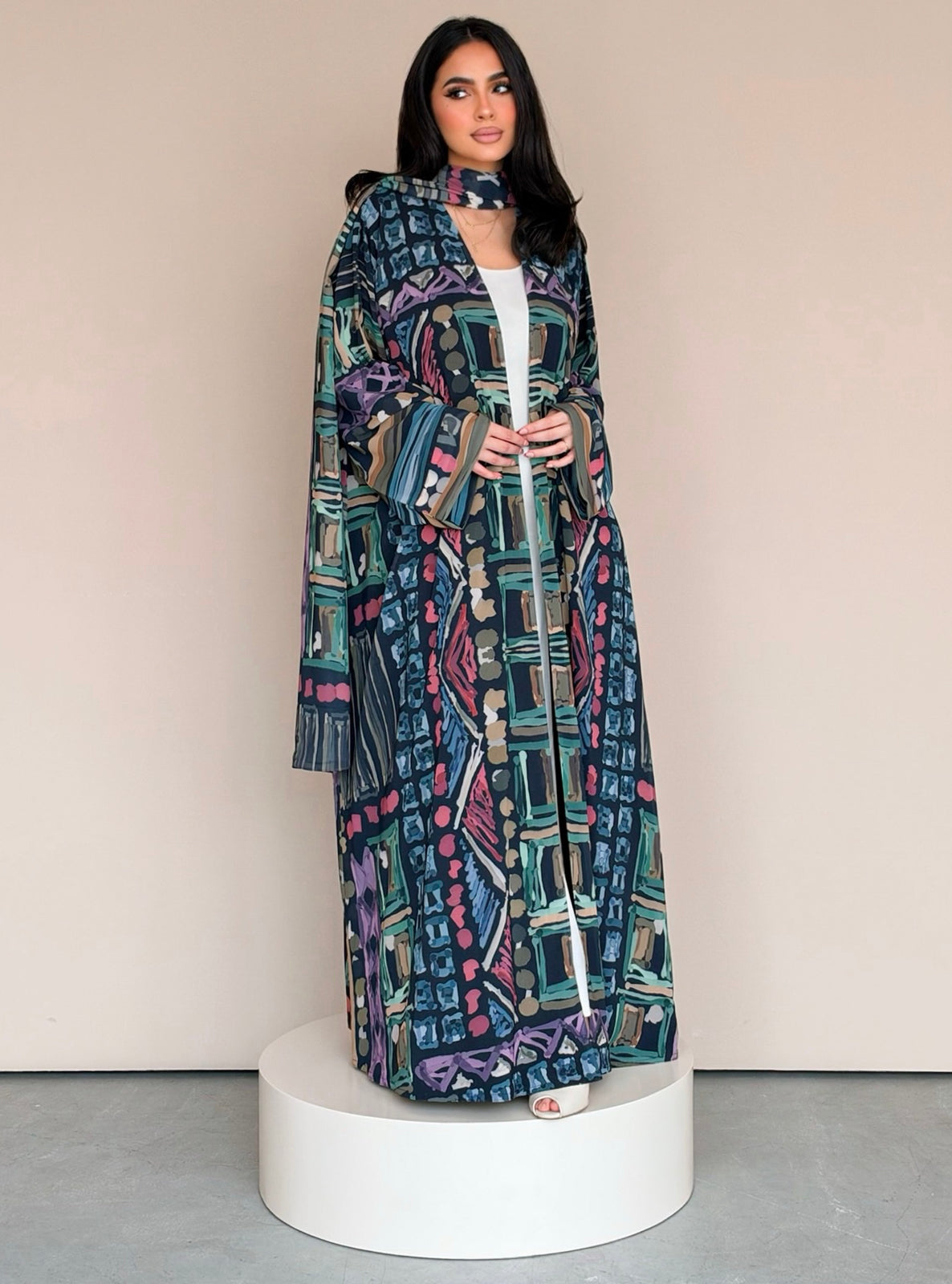 MEI789 - Abstract Geometric Print Half Bisht Abaya with Matching Headscarf