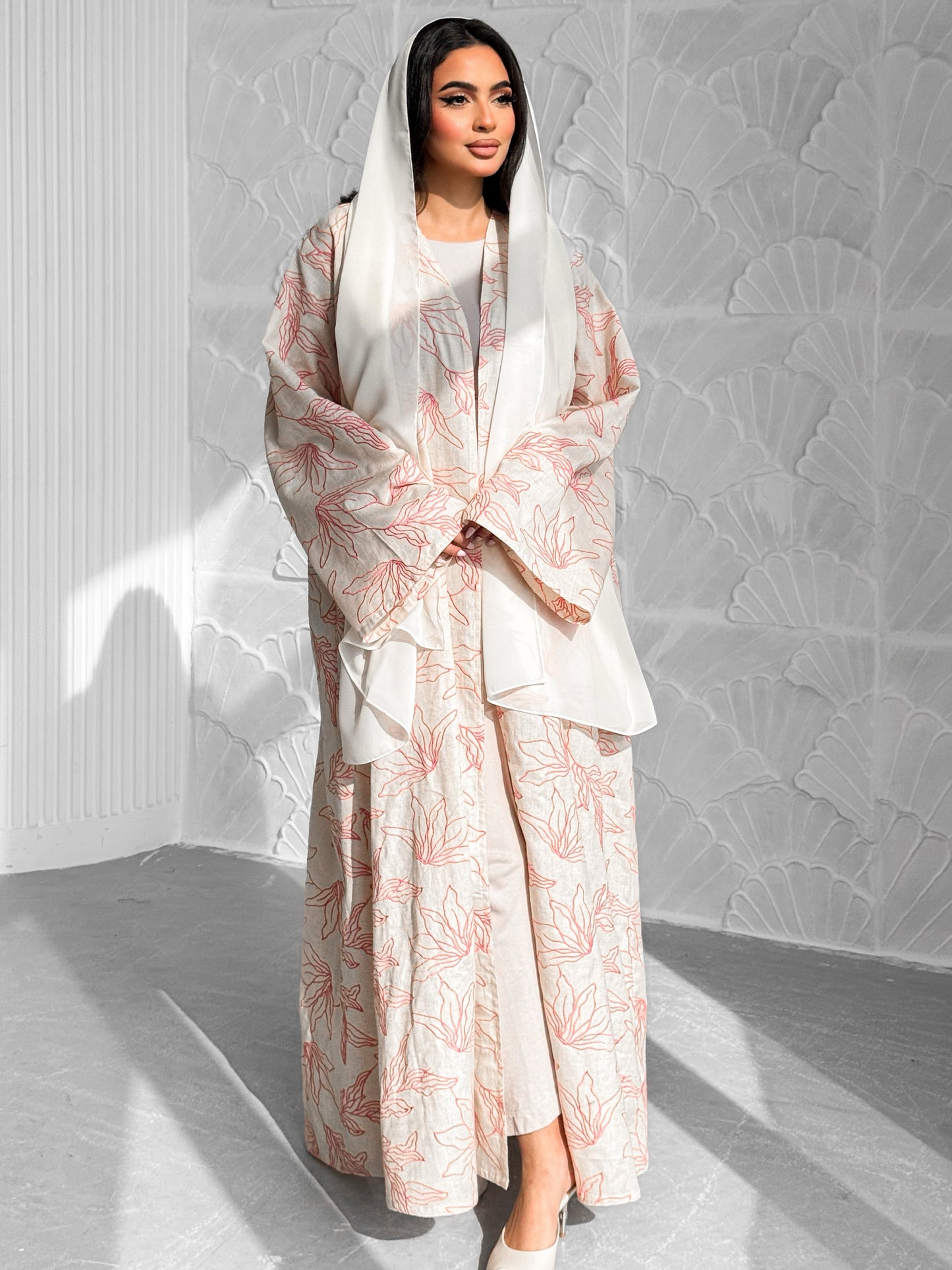 MEI605 - Indian Linen Abaya with Pink Embroidery