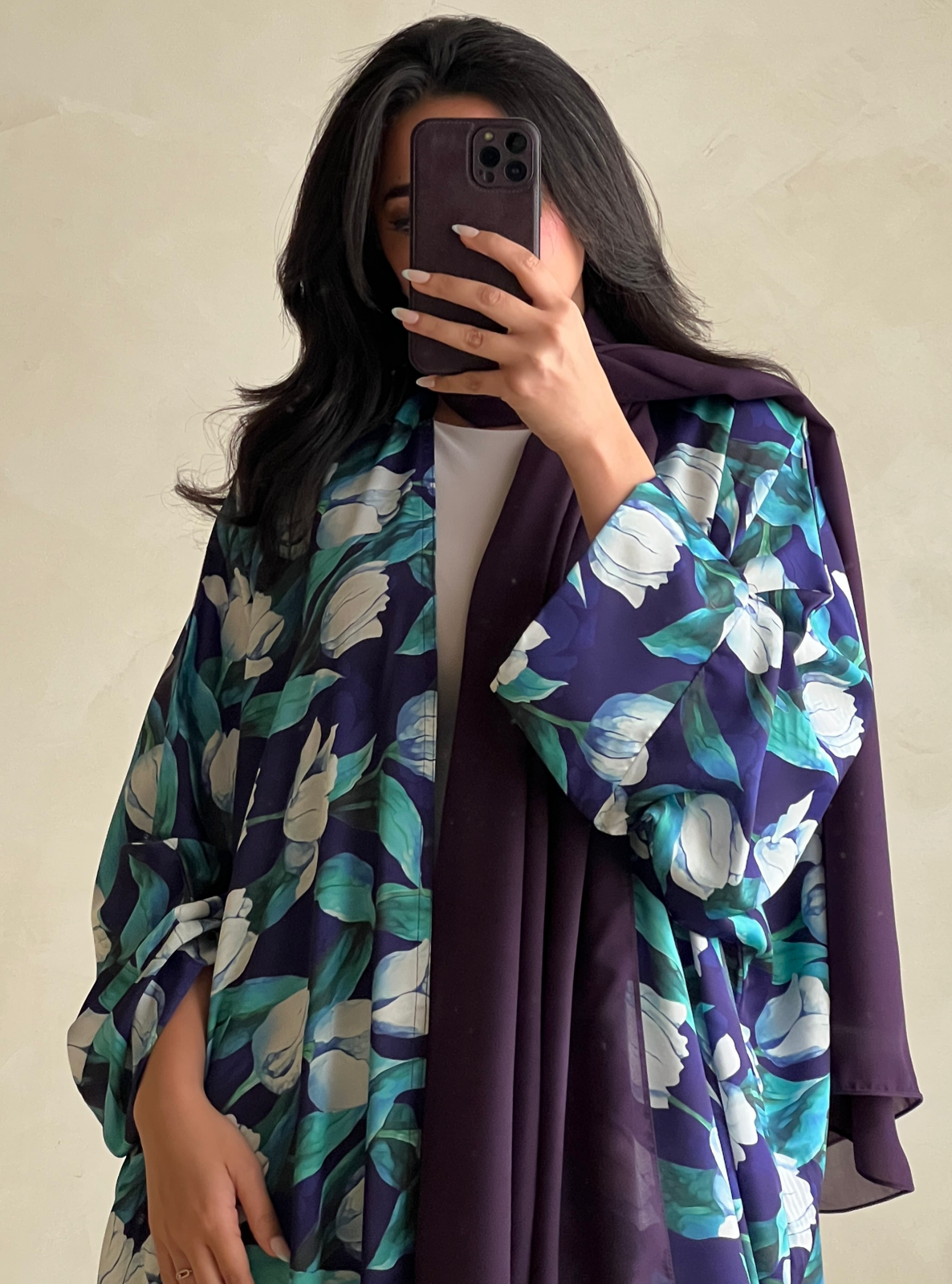 MEI567 - Printed Silk Abaya