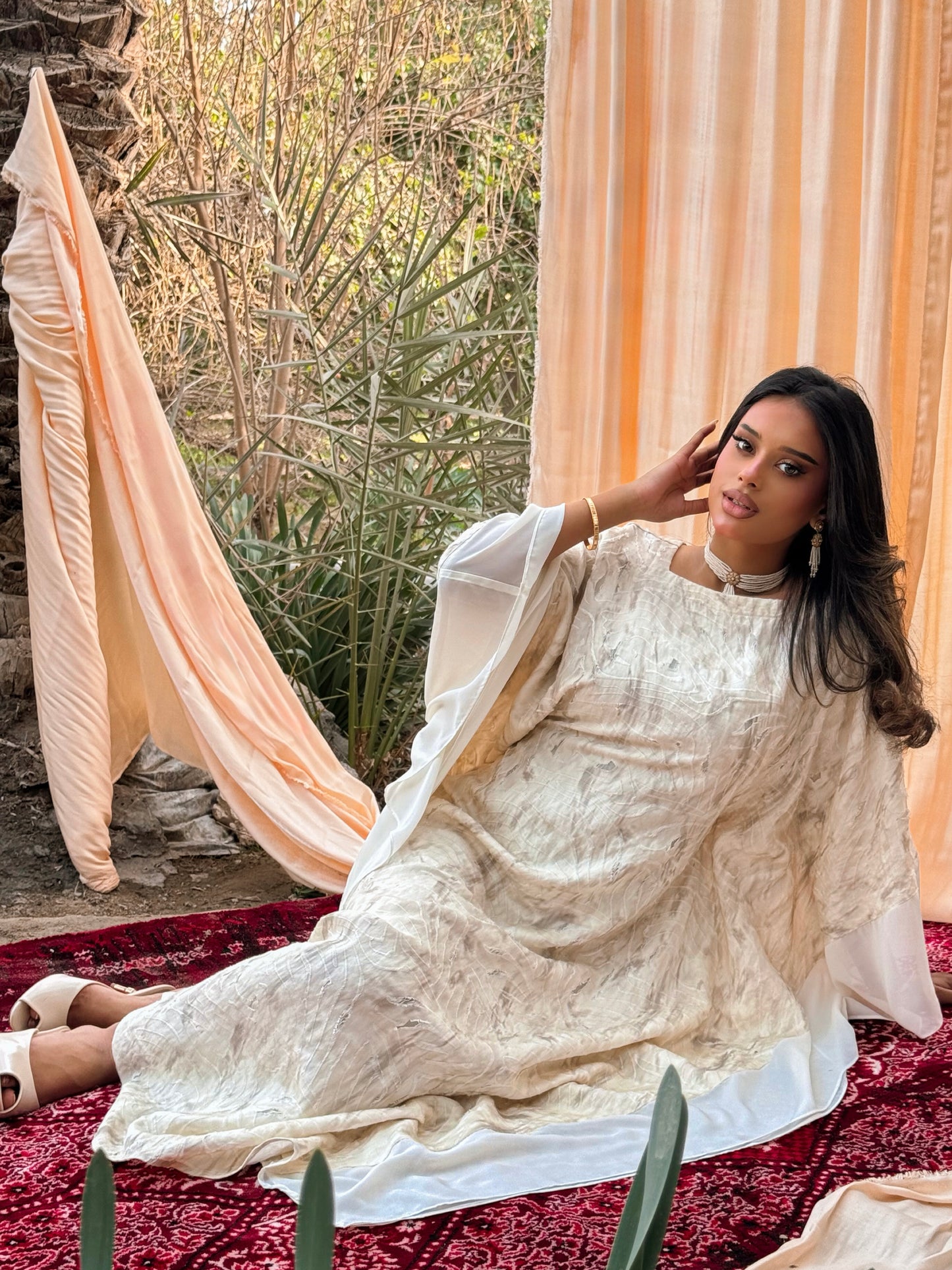 MEI698 - Etherea Jalabiya in Ivory Dusk