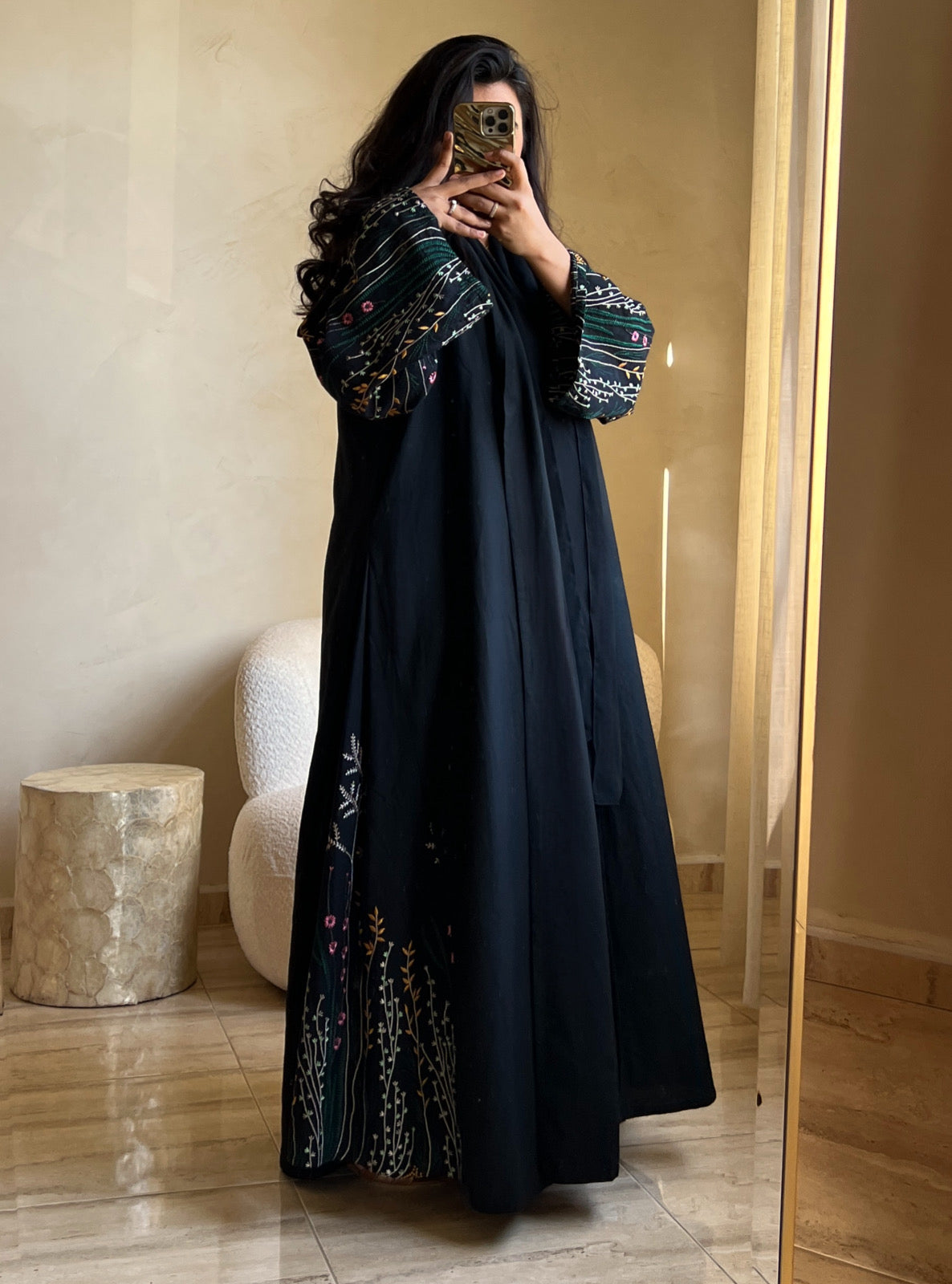 MEI475 - Embroidered Linen Abaya