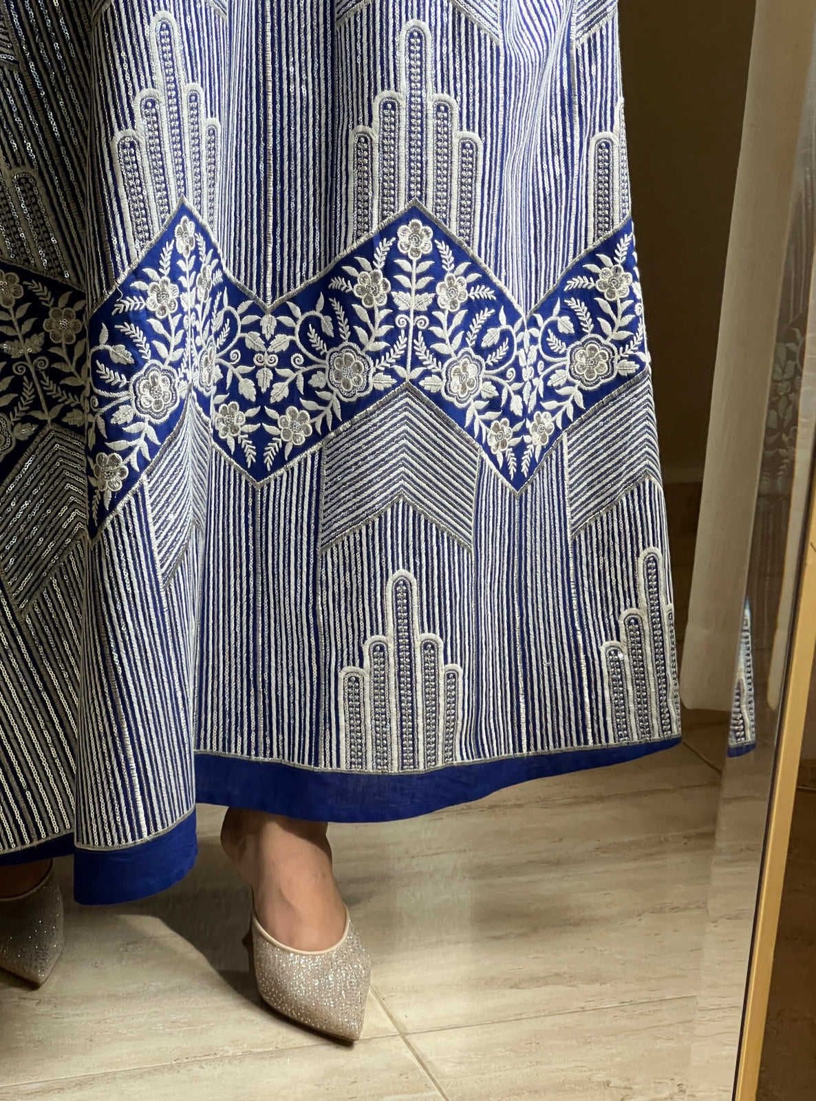 MEI543 - Royal Blue Embroidered Jalabiya