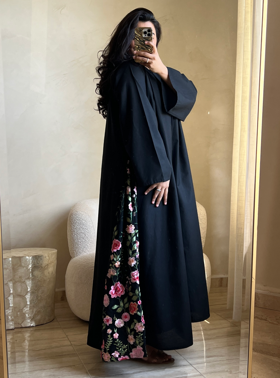 MEI477 - Embroidered Linen Abaya