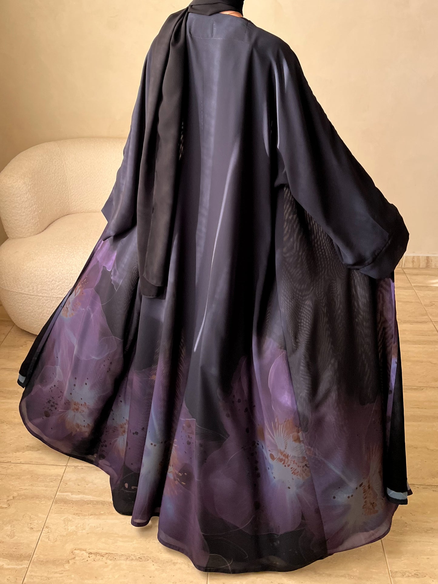 MEI598 - Noir Bloom Abaya