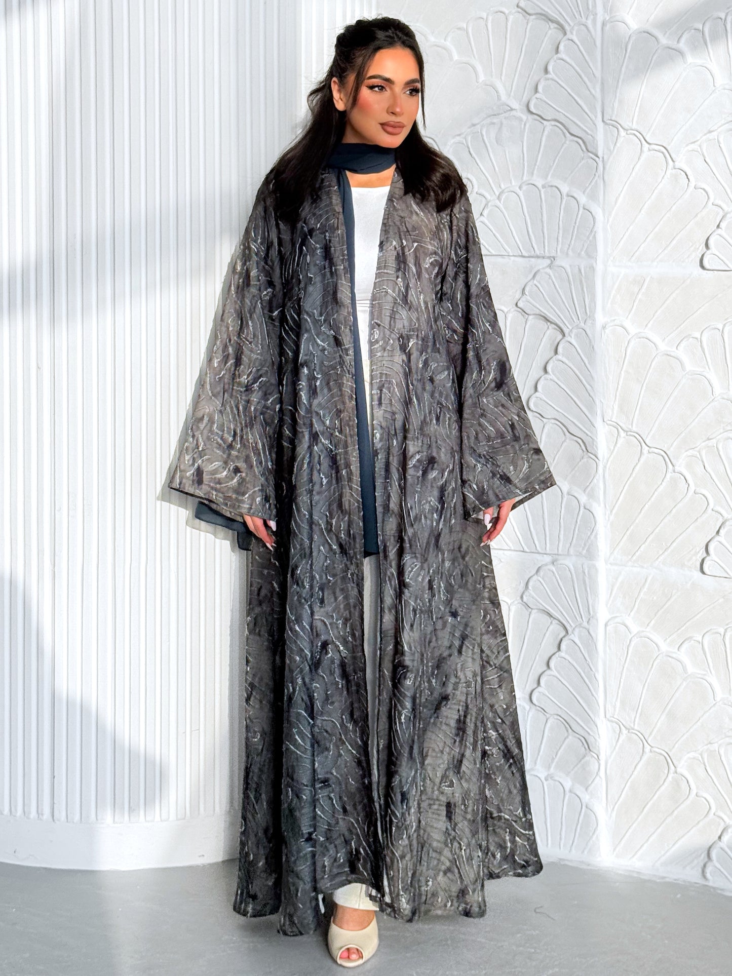 MEI603 - Etherea Abaya in Obsidian Charcoal