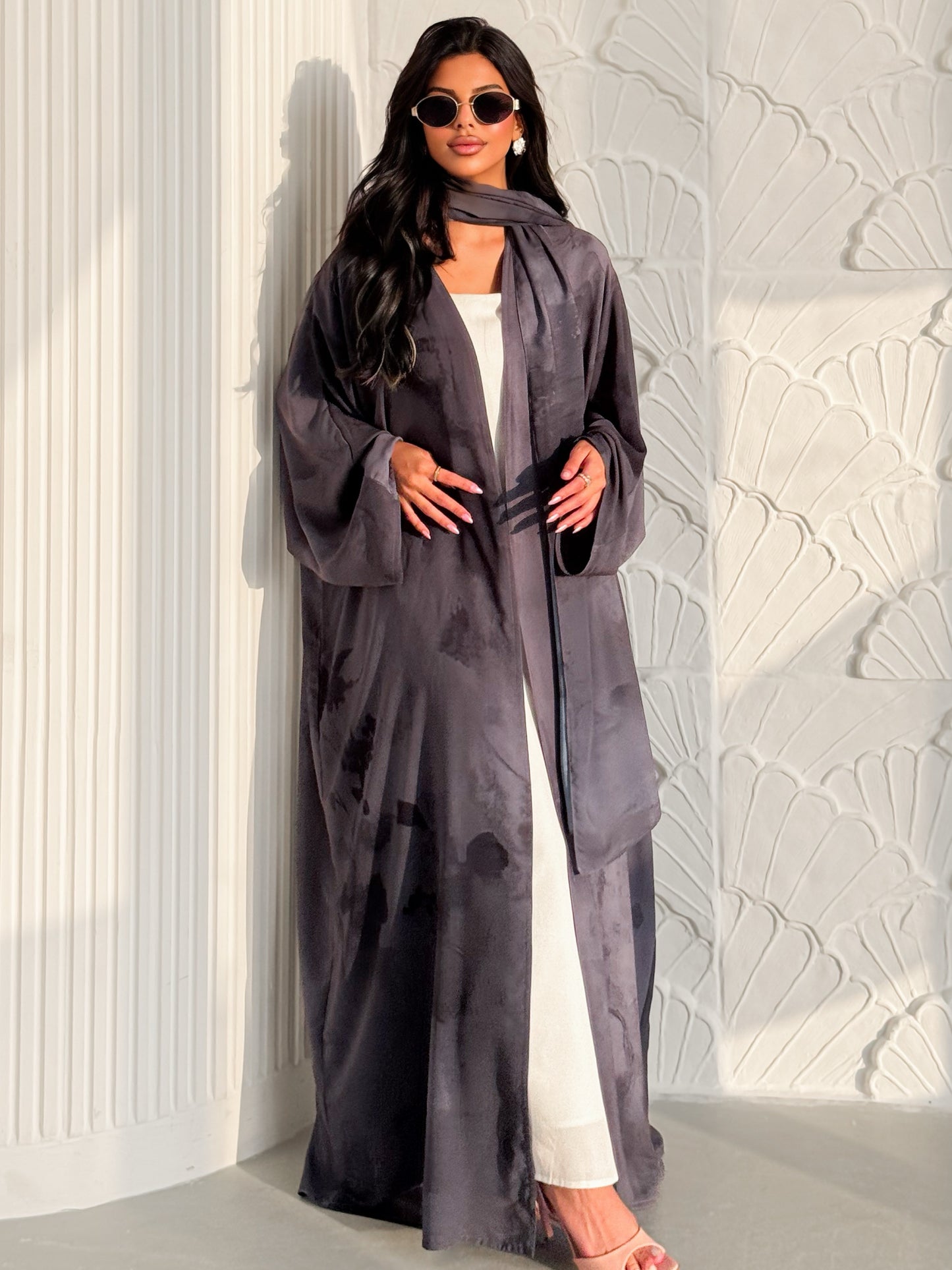 MEI628 - Grey Floral Print Abaya