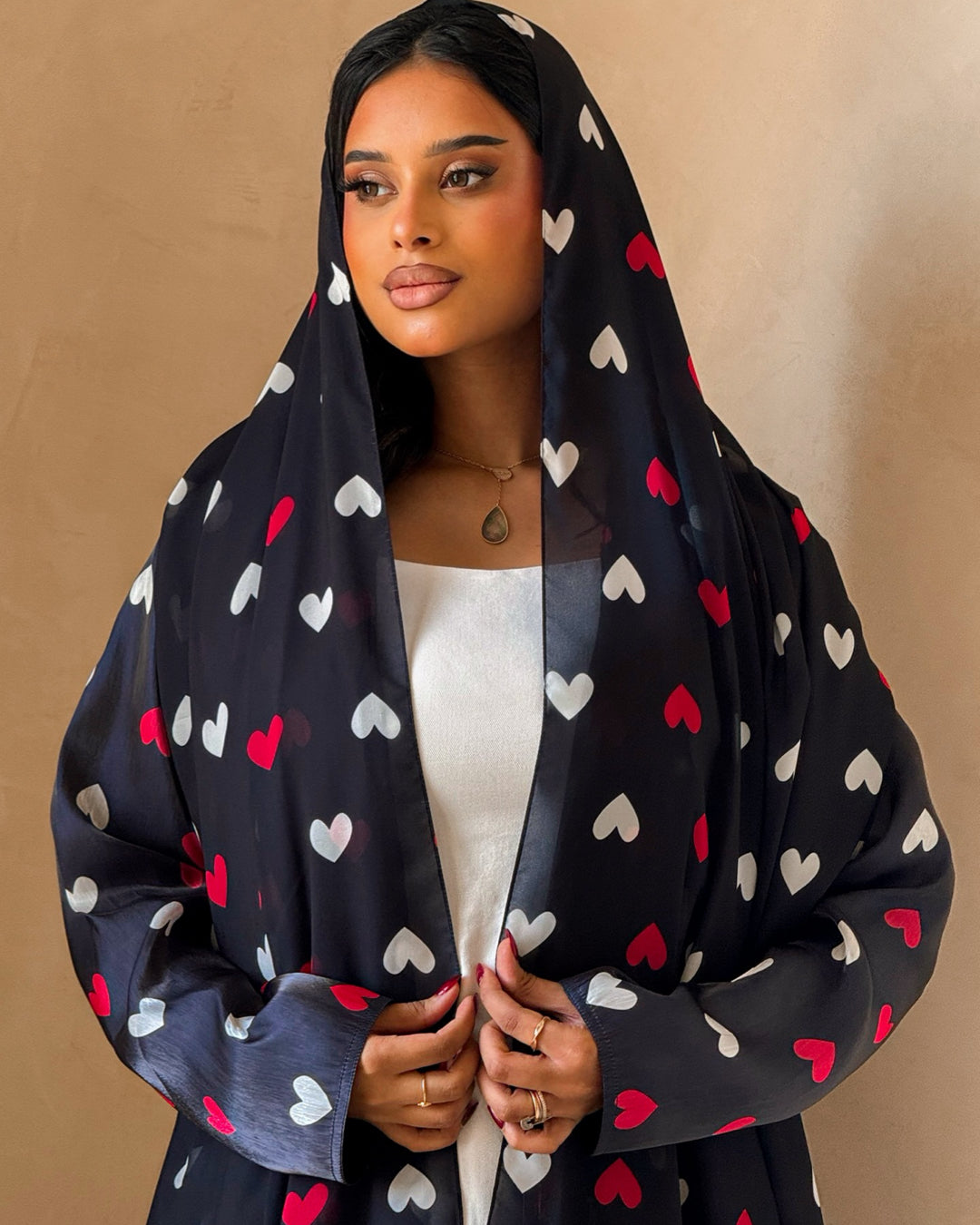 MEI724 - Black & White & Red Hearts A-Cut Organza Abaya 🖤🤍❤️