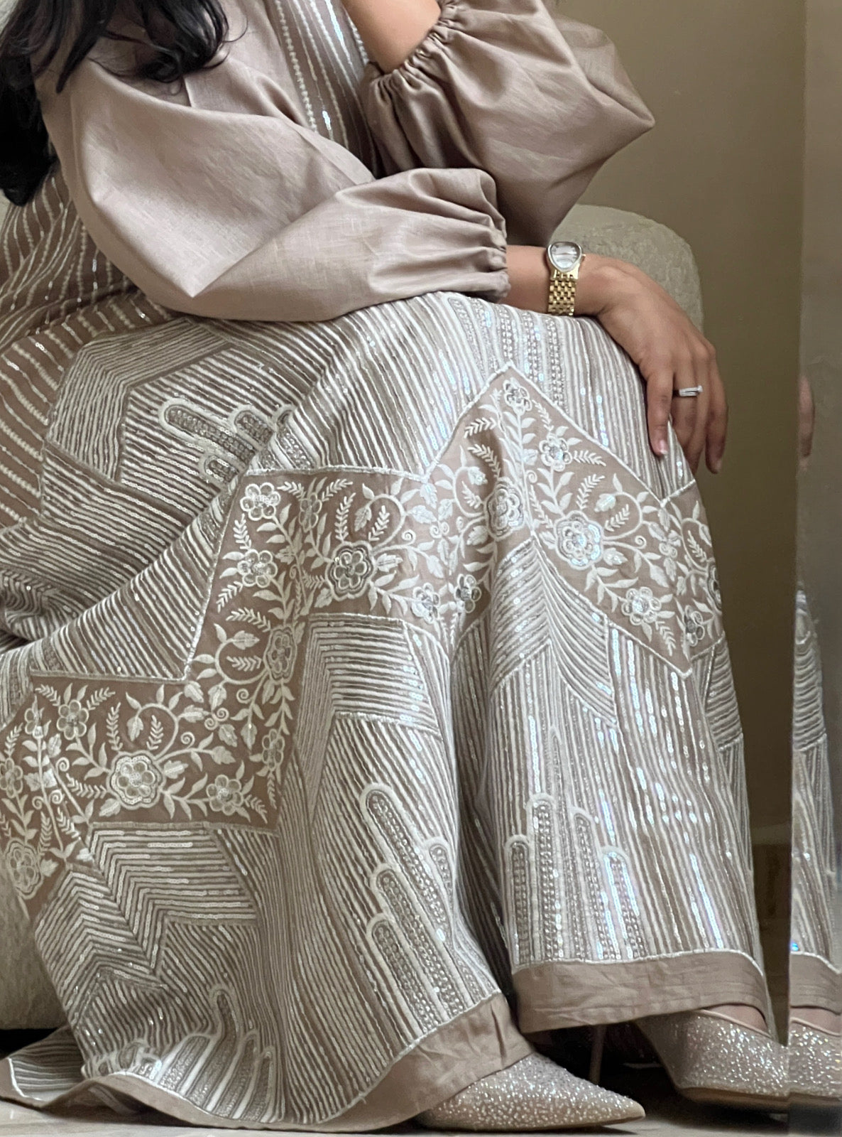 MEI542 - Beige Embroidered Jalabiya