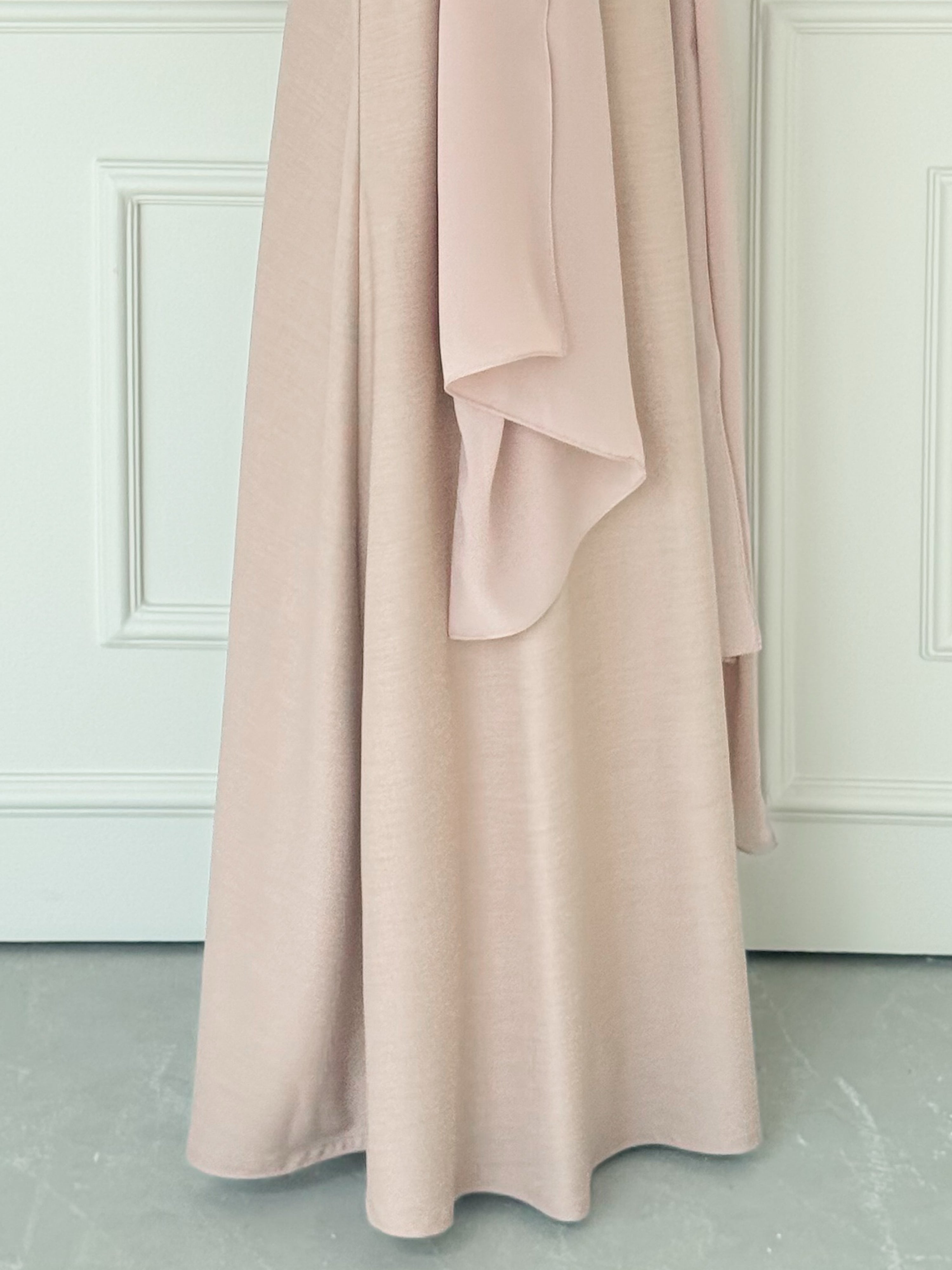MEI620 - Nude Abaya with Lavender Embroidery