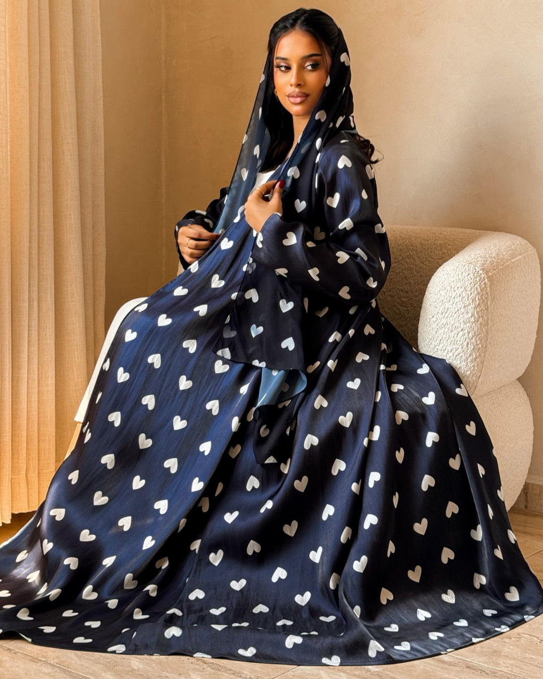 MEI719 - Black & White Hearts A-Cut Organza Abaya 🖤🤍