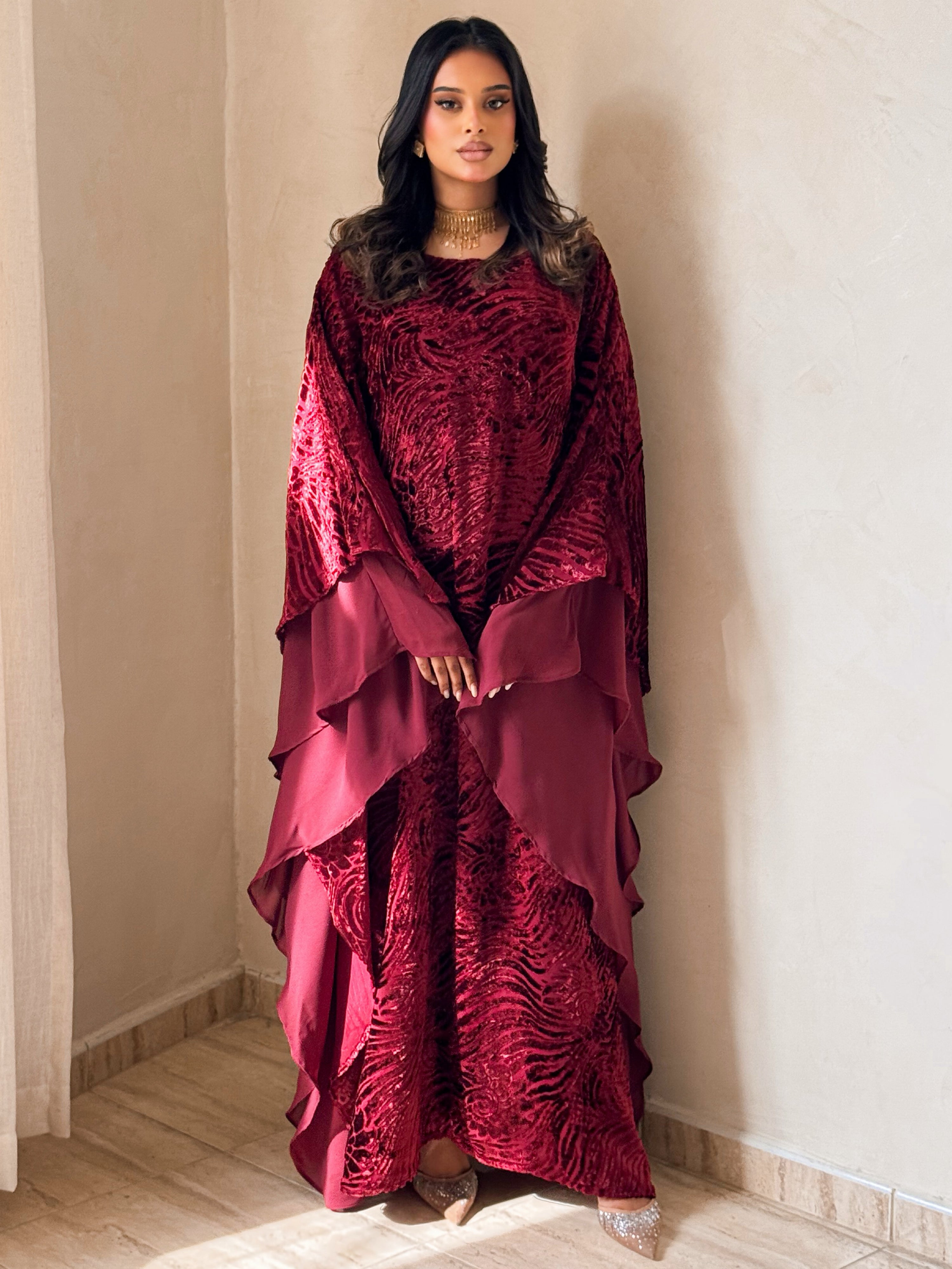 MEI705 - Maroon Velvet Jalabiya