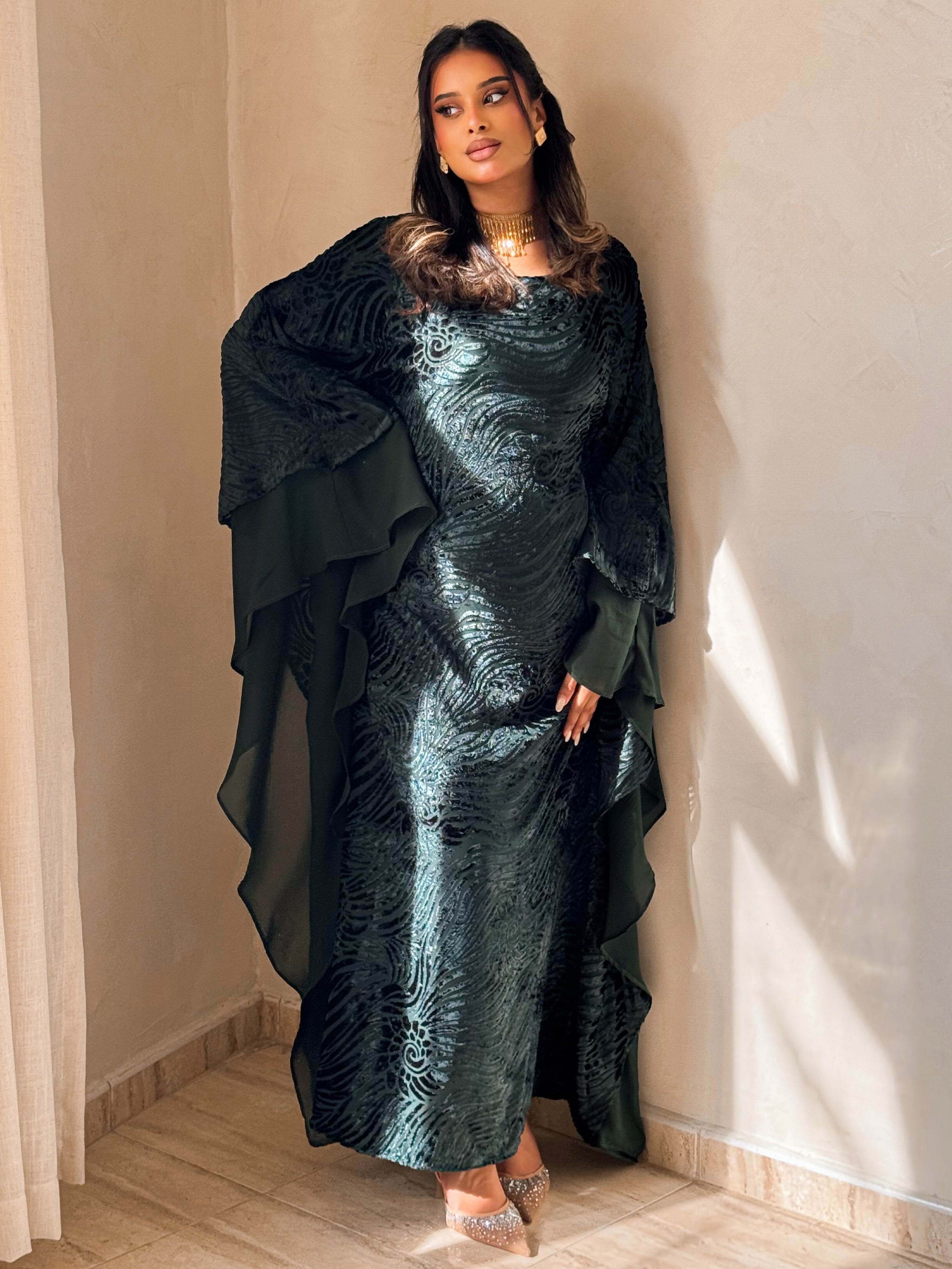 MEI702 - Green Velvet Jalabiya