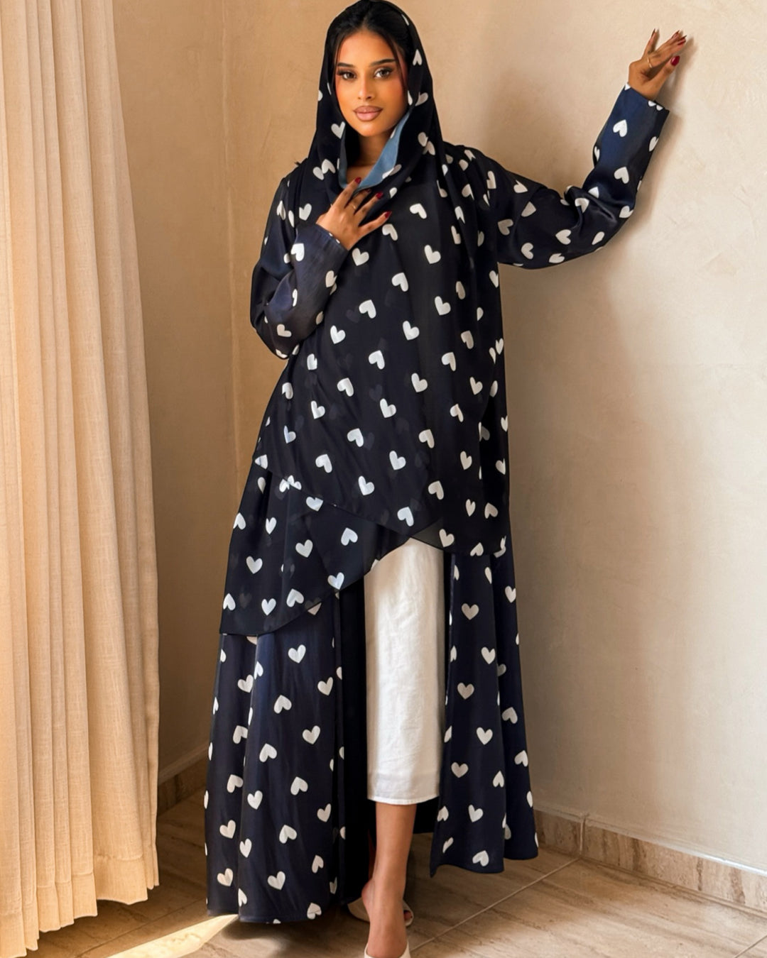 MEI719 - Black & White Hearts A-Cut Organza Abaya 🖤🤍