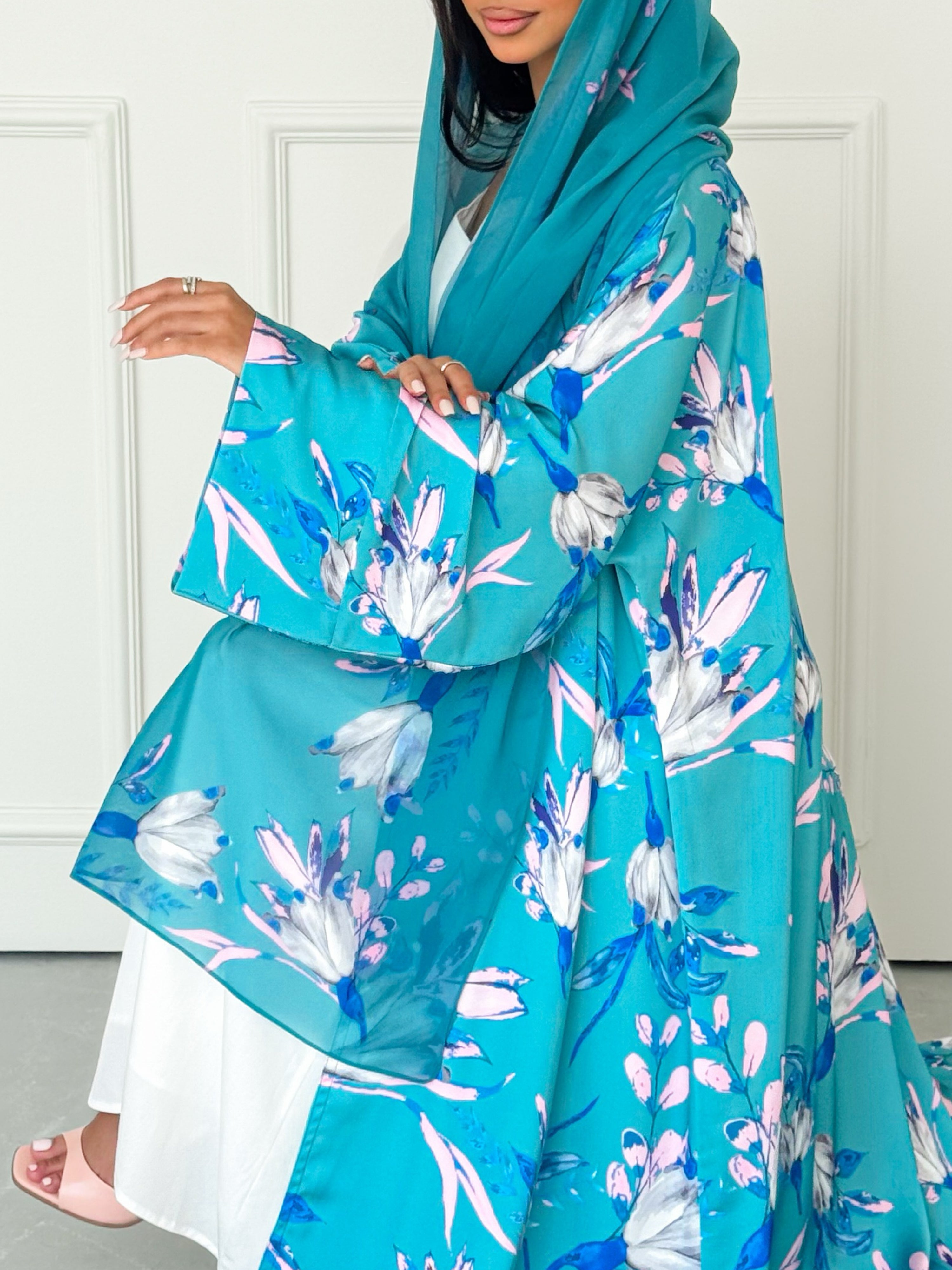 MEI617 - Lilia Abaya in Turquoise