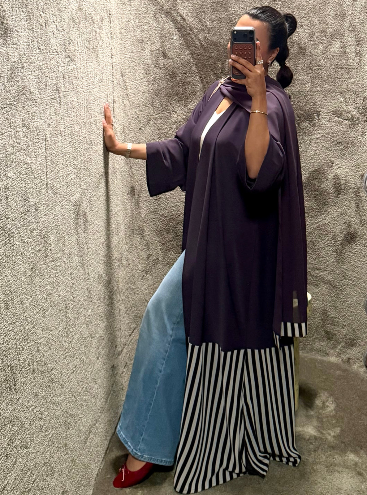 MEI756 - Linear Crepe Square Cut Abaya in Midnight Purple