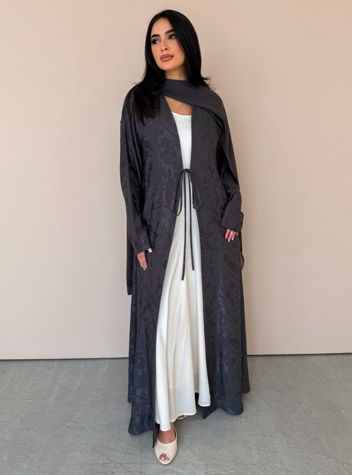 MEI770 - Jacquard A-Cut Abaya in Grey with Matching Headscarf