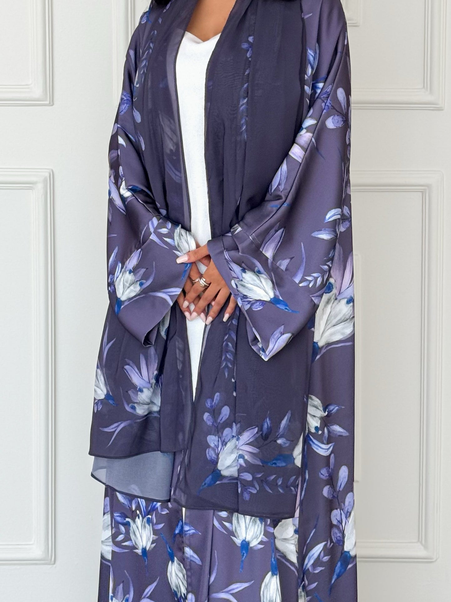 MEI618 - Lilia Abaya in Smoky Lilac