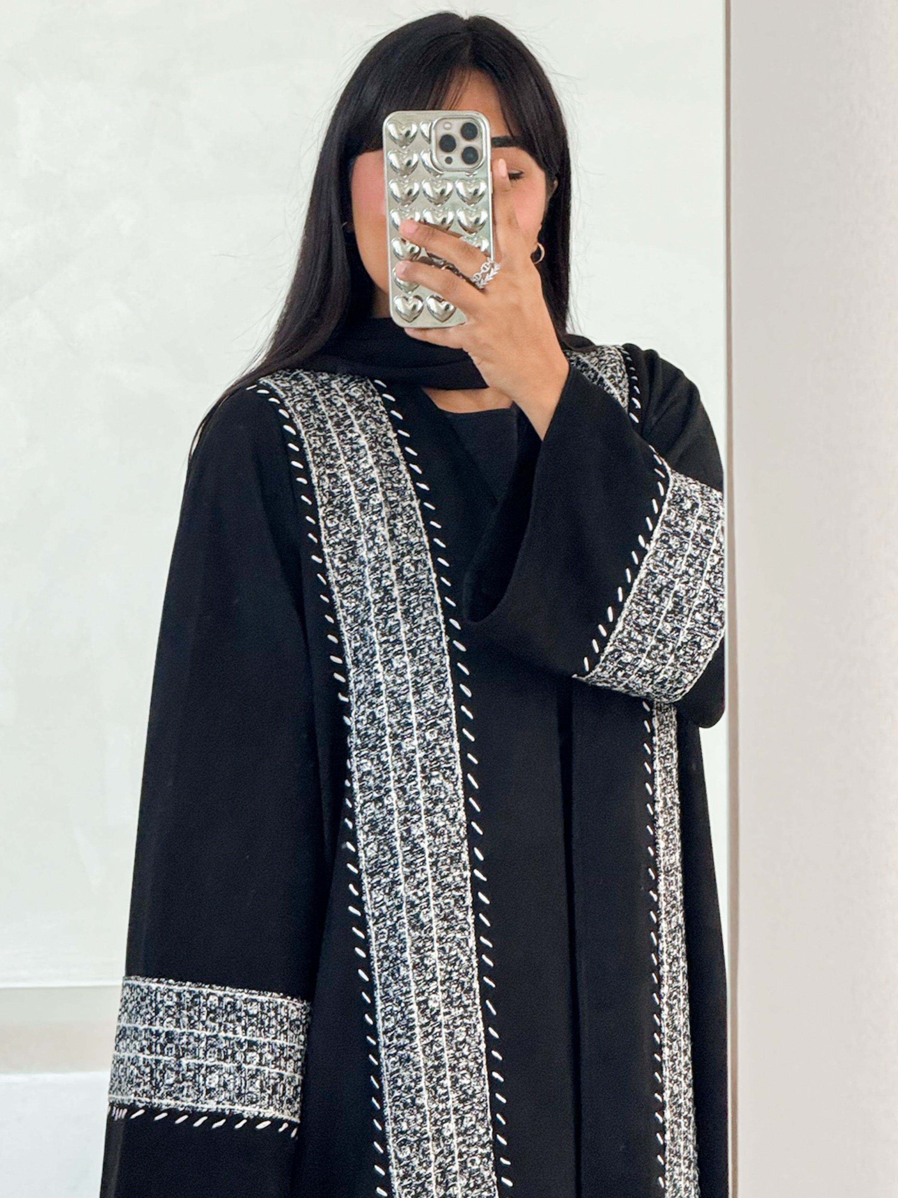 MEI651 - Embroidered Chamois x Tweed Abaya