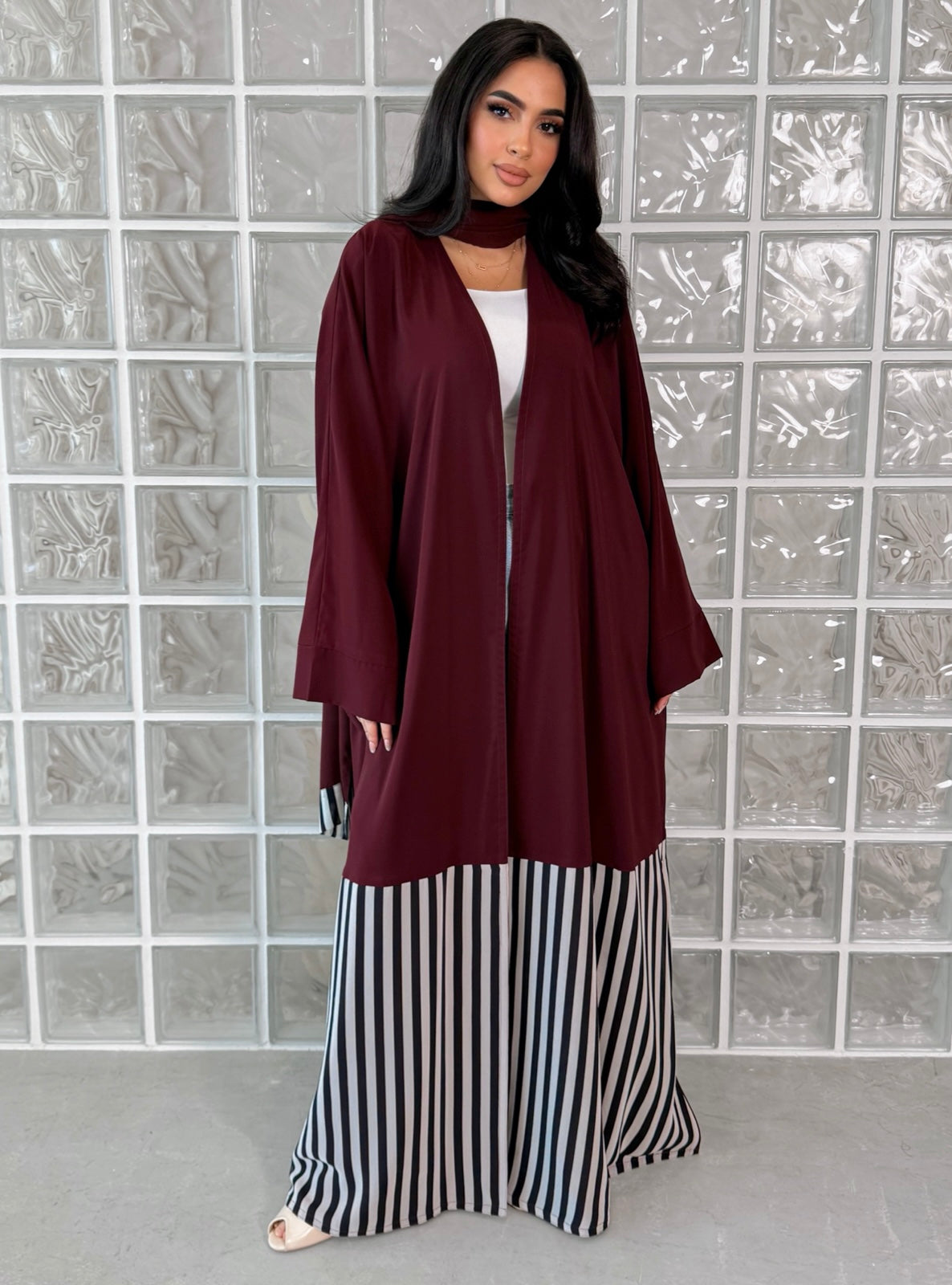 MEI758 - Linear Crepe Square Cut Abaya in Deep Burgundy