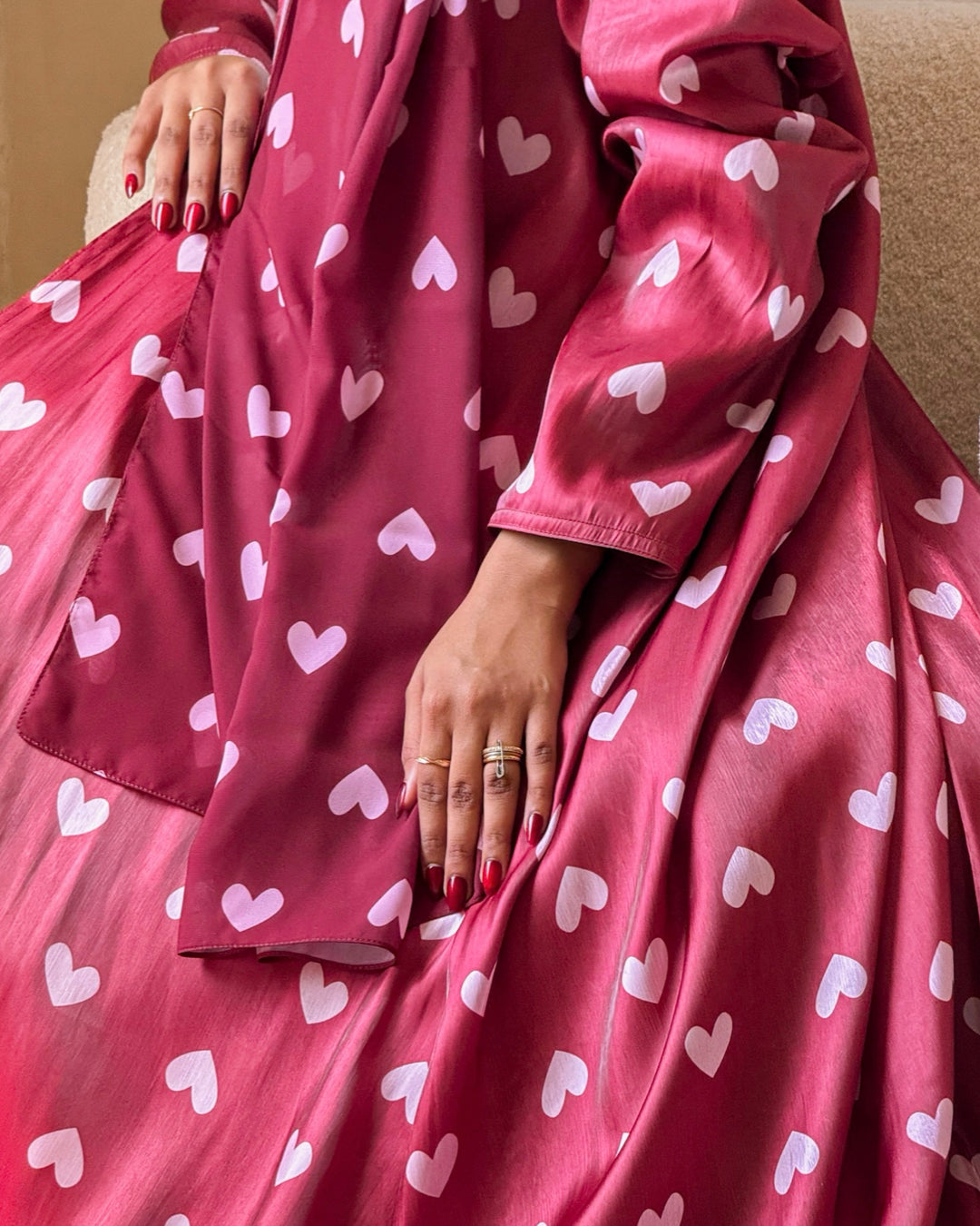 MEI721 - Maroon & Pink Hearts Organza Abaya ♥️🩷