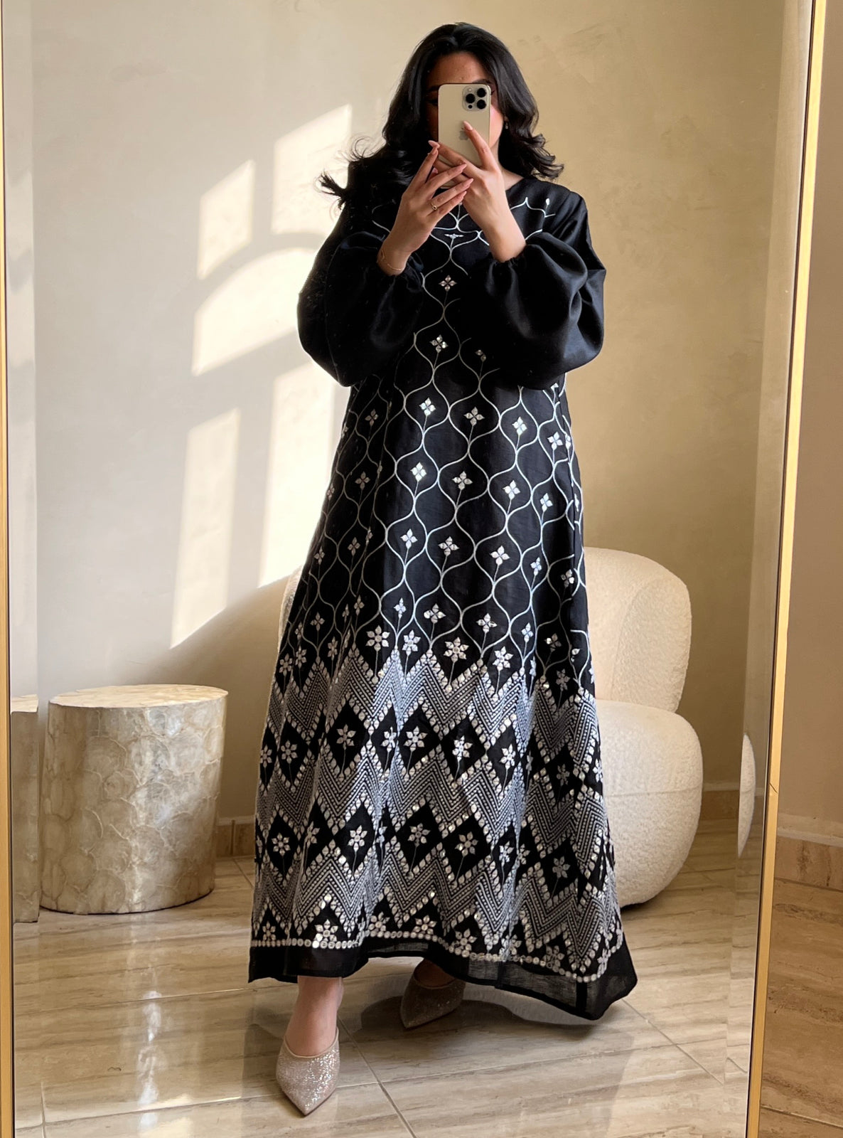 MEI526 - Black Embroidered Jalabiya