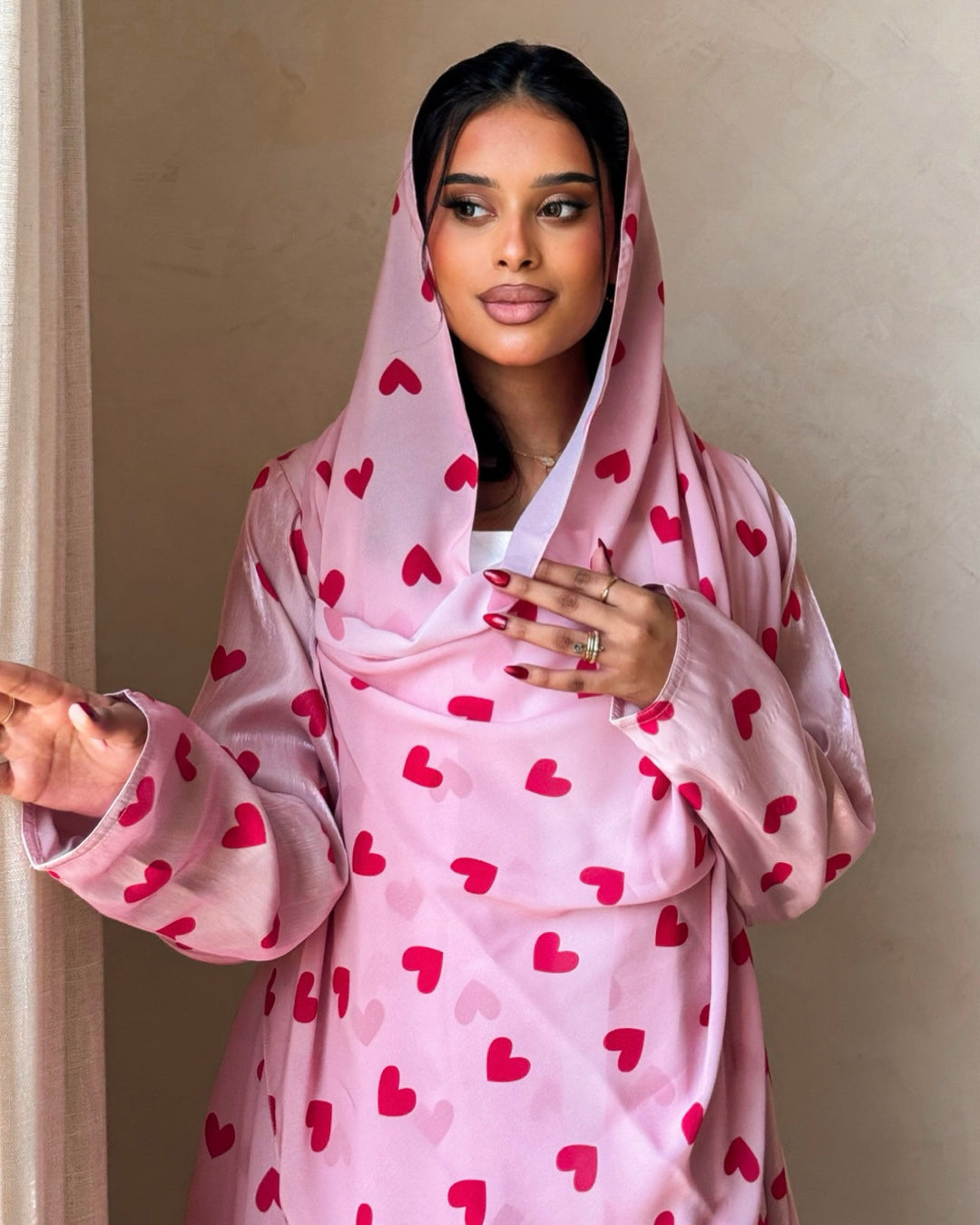 MEI722 - Pink & Red Hearts Organza Abaya 🩷❤️