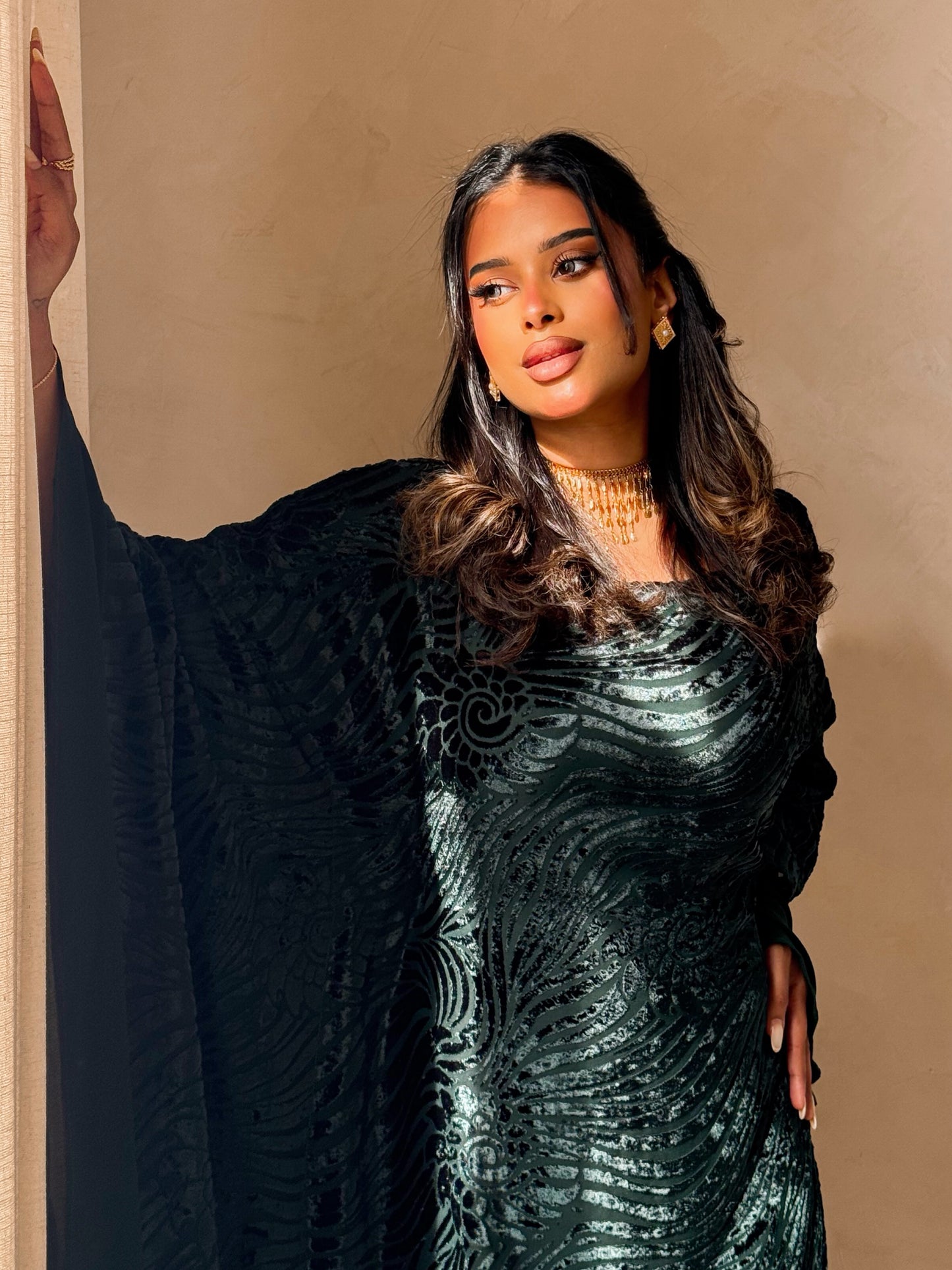 MEI702 - Green Velvet Jalabiya