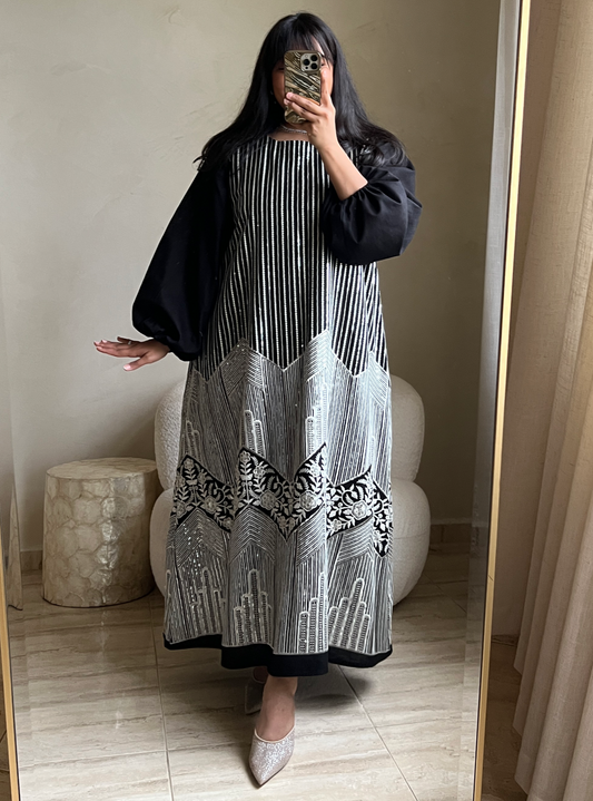 MEI541 - Black Embroidered Jalabiya