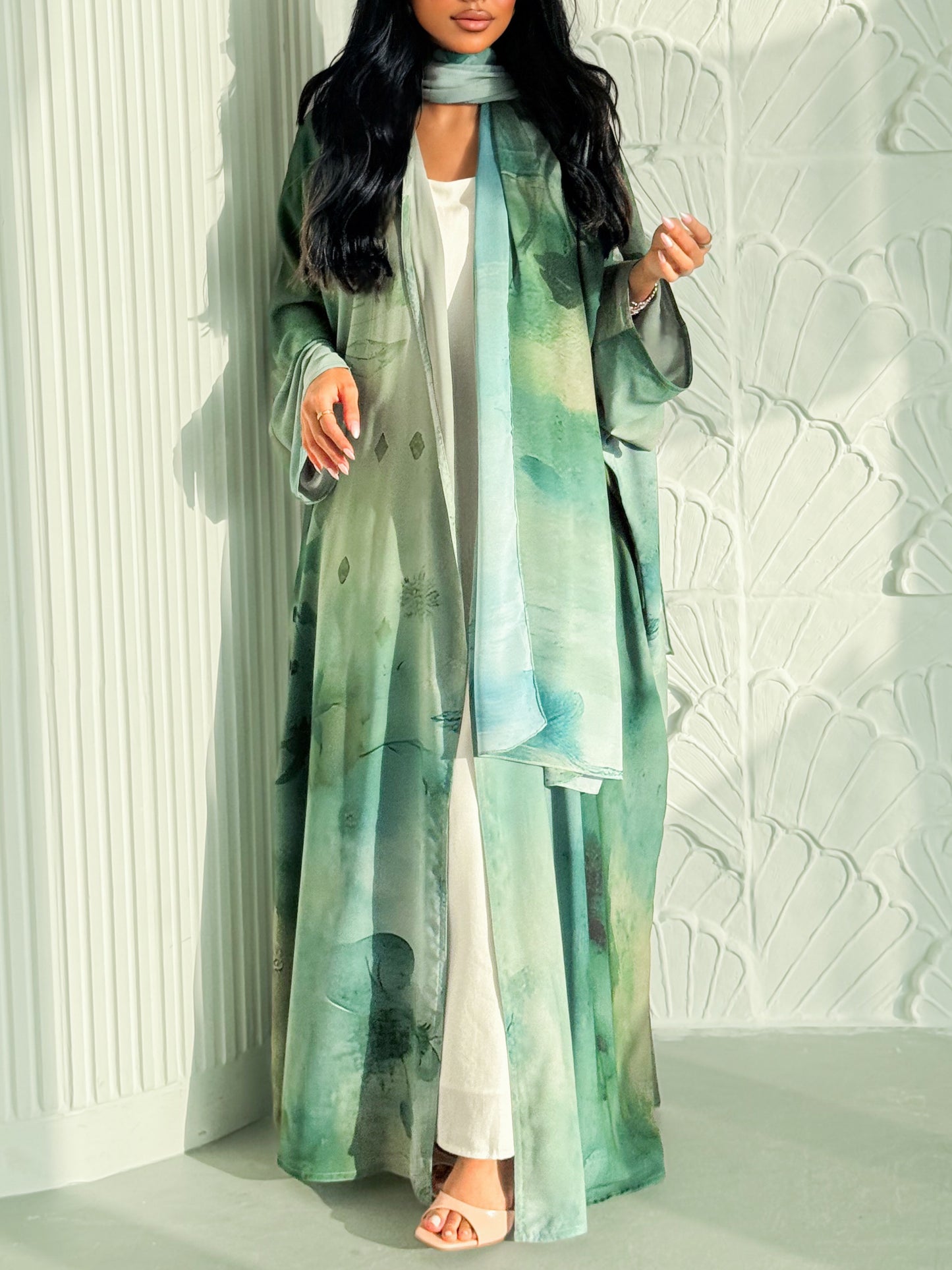MEI627 - Green Floral Print Abaya