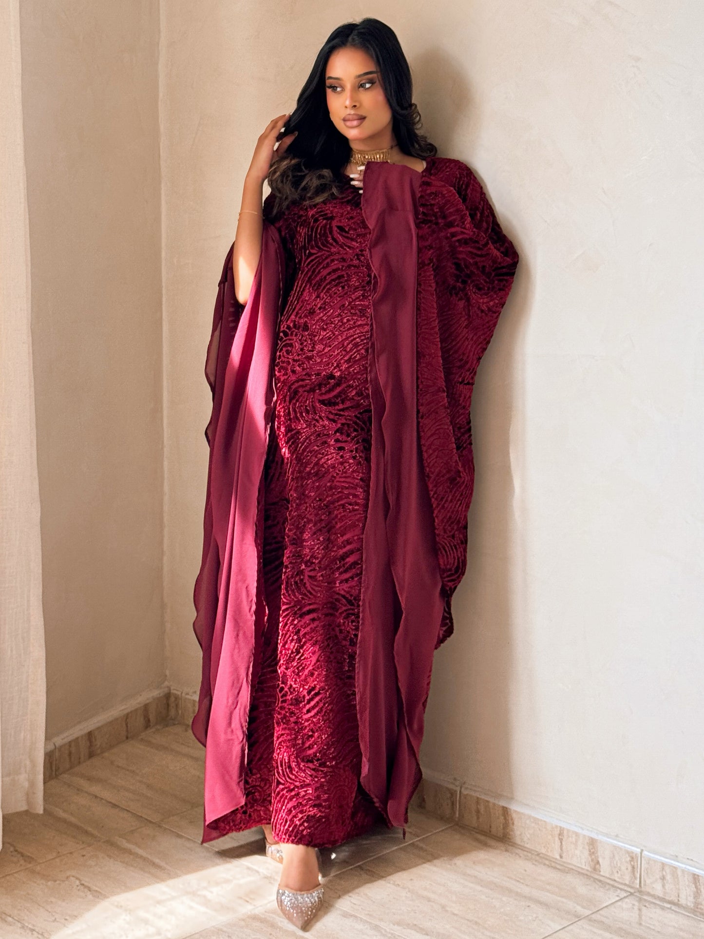 MEI705 - Maroon Velvet Jalabiya