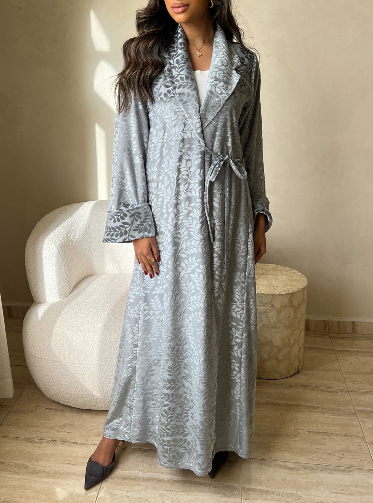 MEI489 - Velvet Embossed Abaya