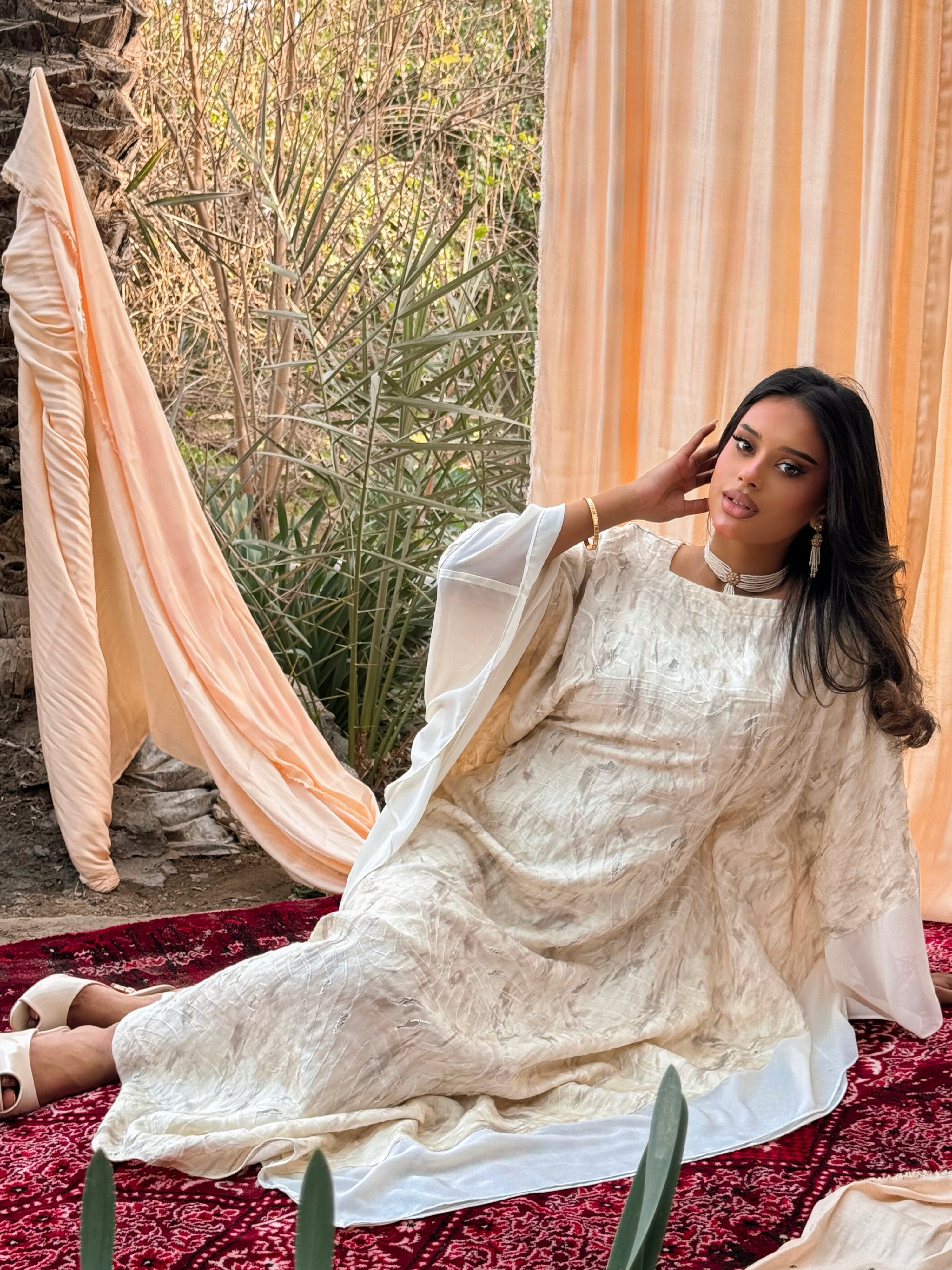 MEI698 - Etherea Jalabiya in Ivory Dusk