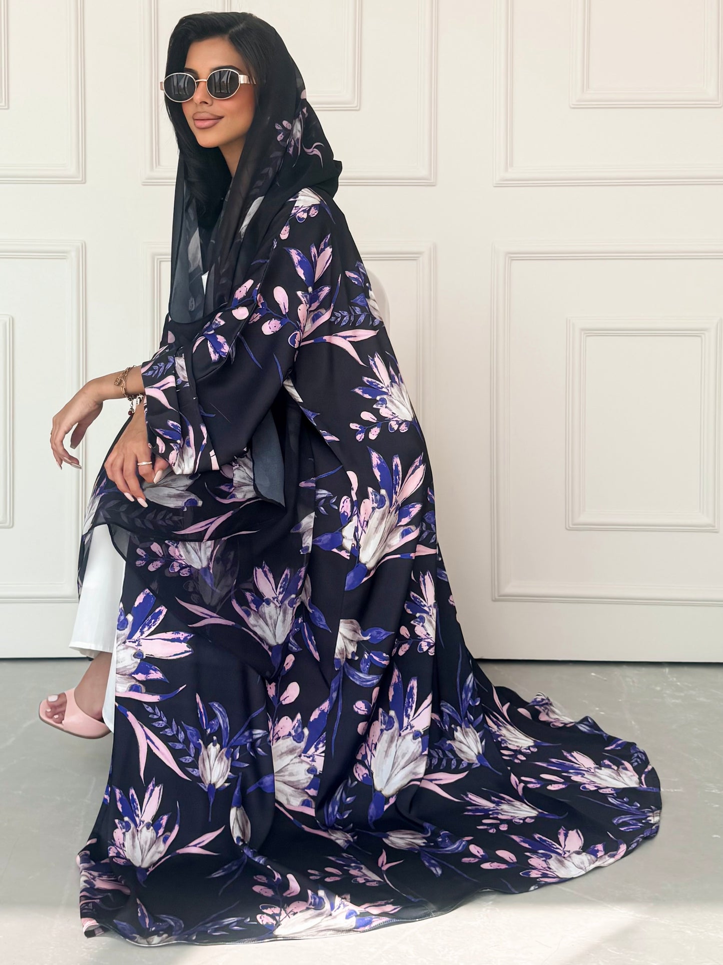 MEI615 - Lilia Abaya in Black