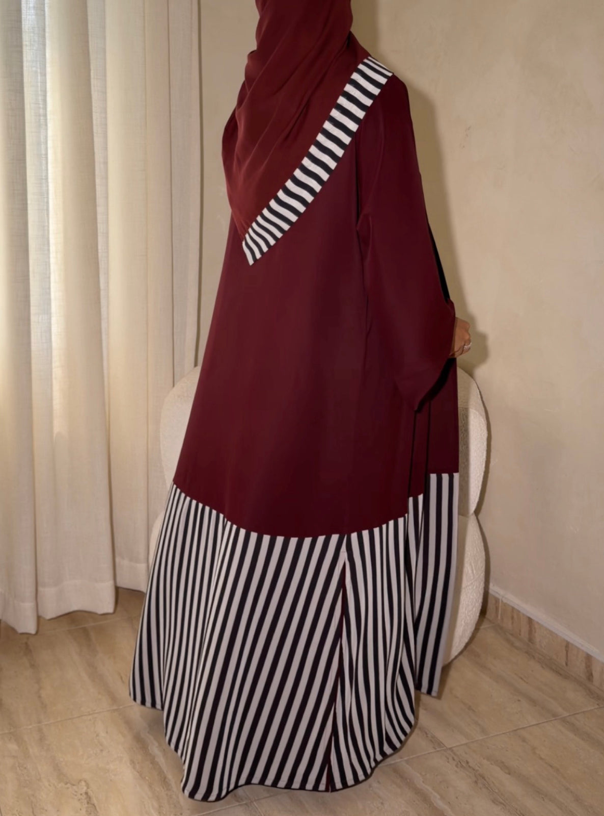 MEI758 - Linear Crepe Square Cut Abaya in Deep Burgundy