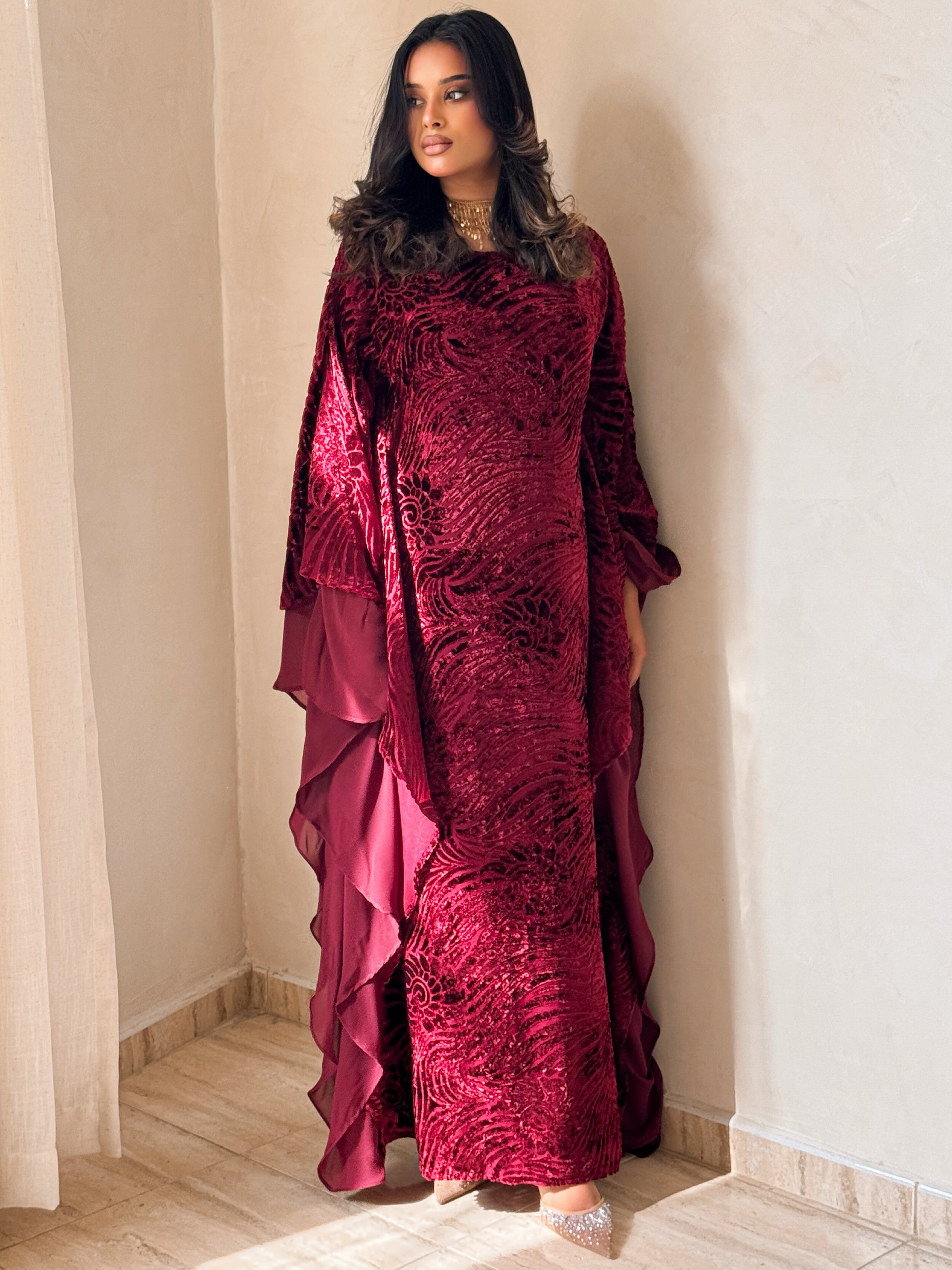 MEI705 - Maroon Velvet Jalabiya