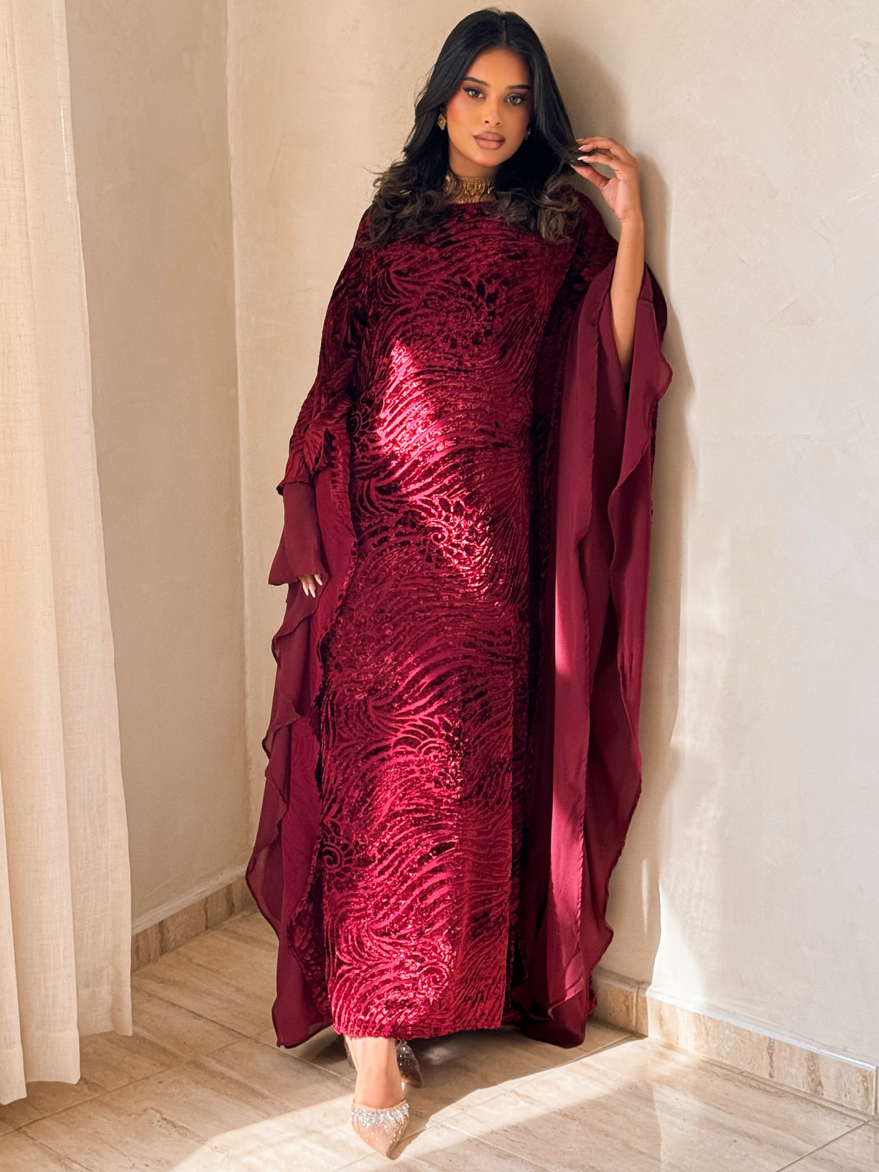 MEI705 - Maroon Velvet Jalabiya