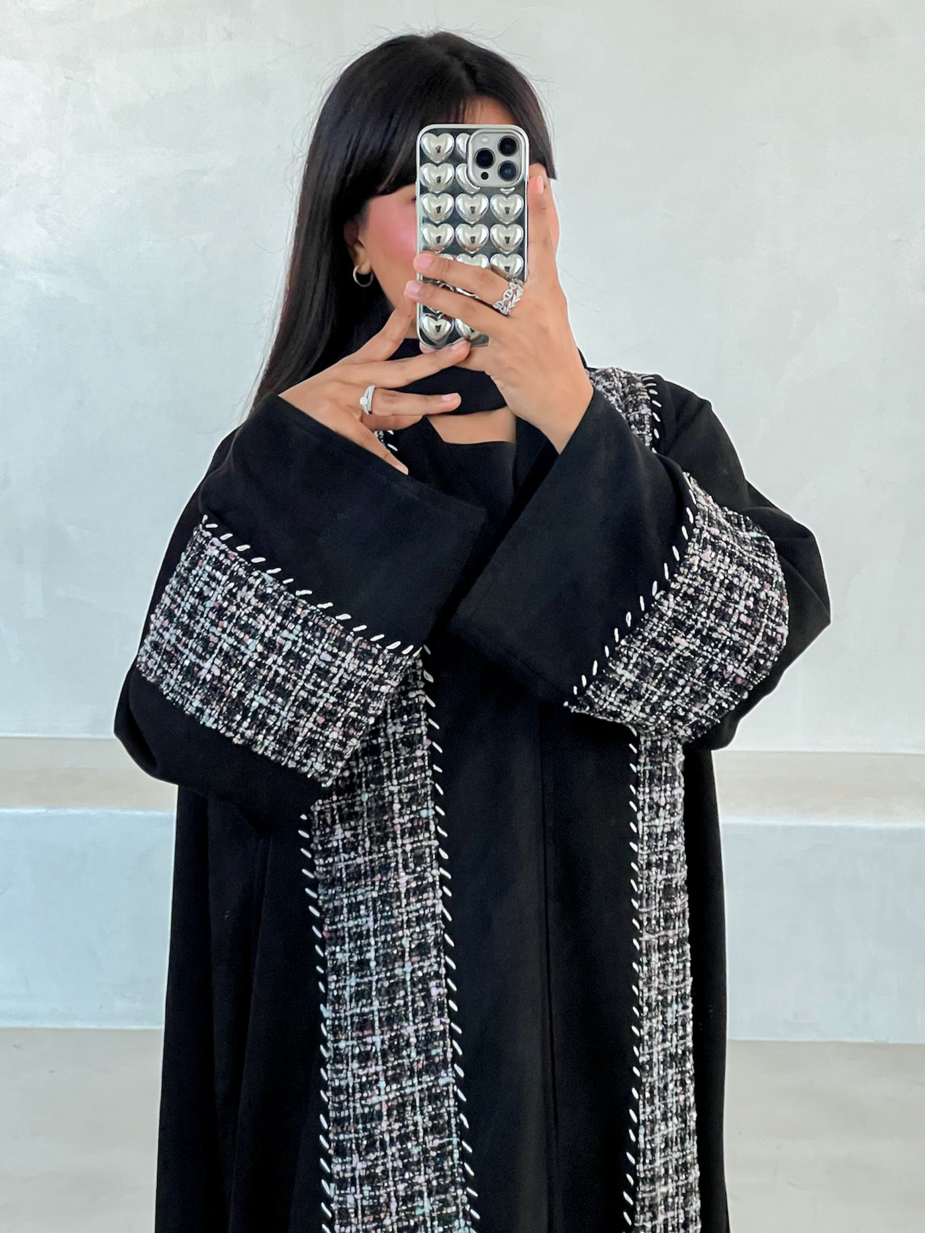 MEI646 - Embroidered Chamois x Tweed Abaya