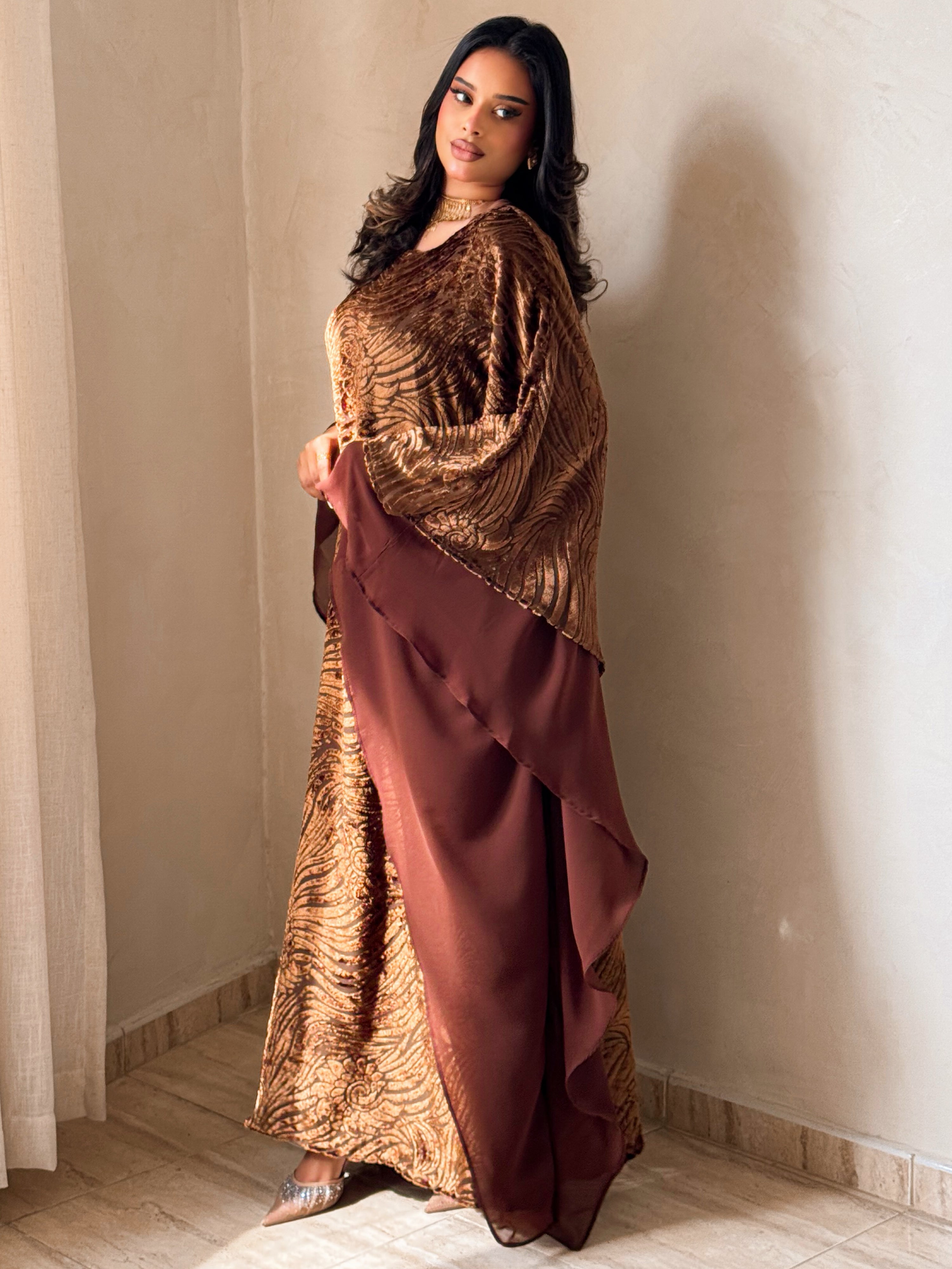 MEI704 - Brown Velvet Jalabiya