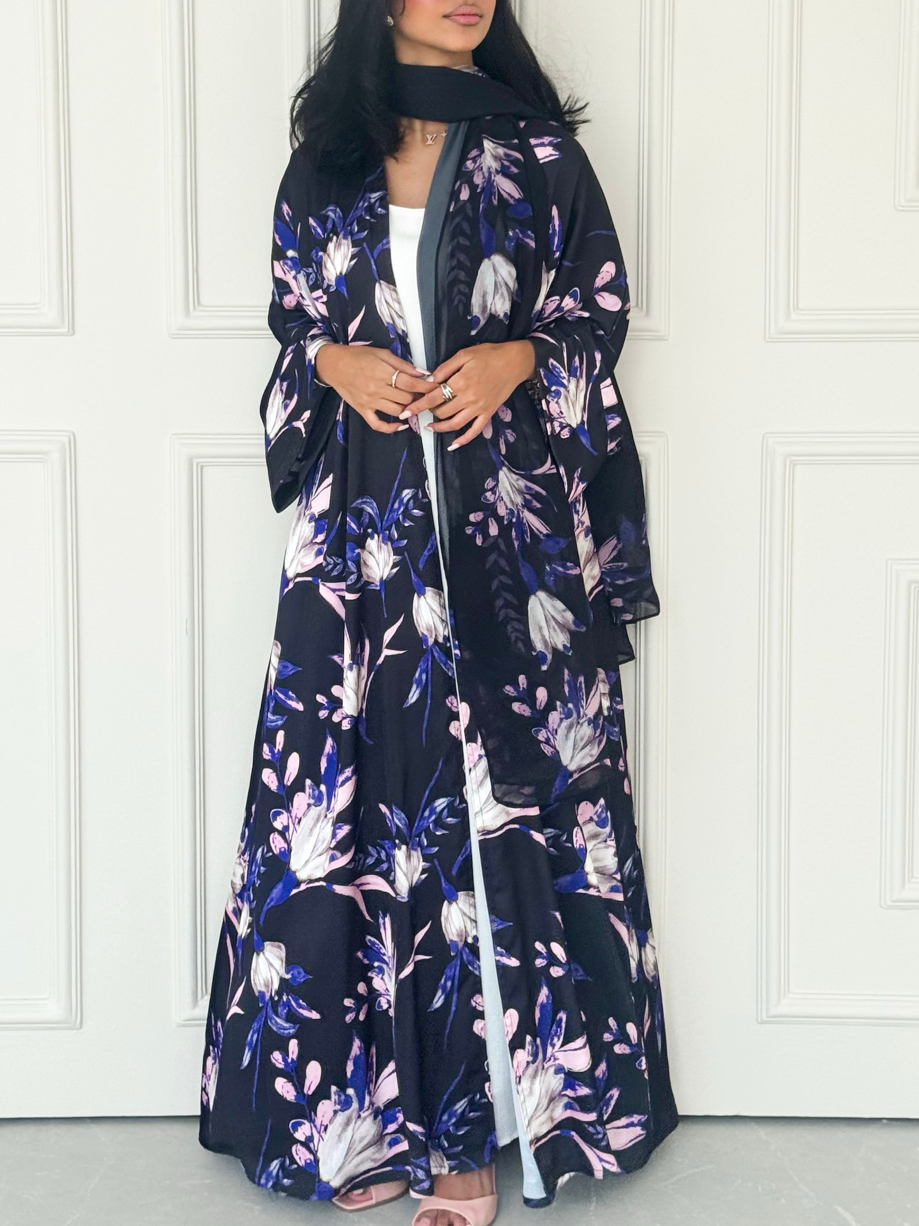 MEI615 - Lilia Abaya in Black