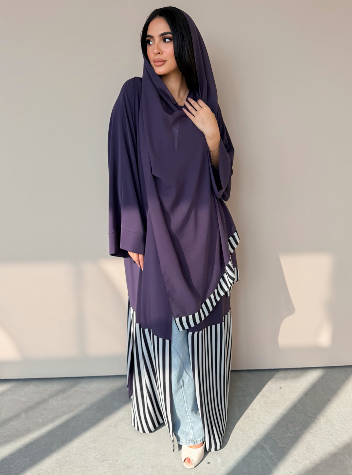 MEI756 - Linear Crepe Square Cut Abaya in Midnight Purple