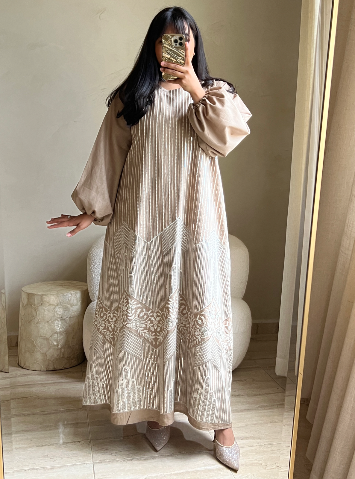 MEI542 - Beige Embroidered Jalabiya