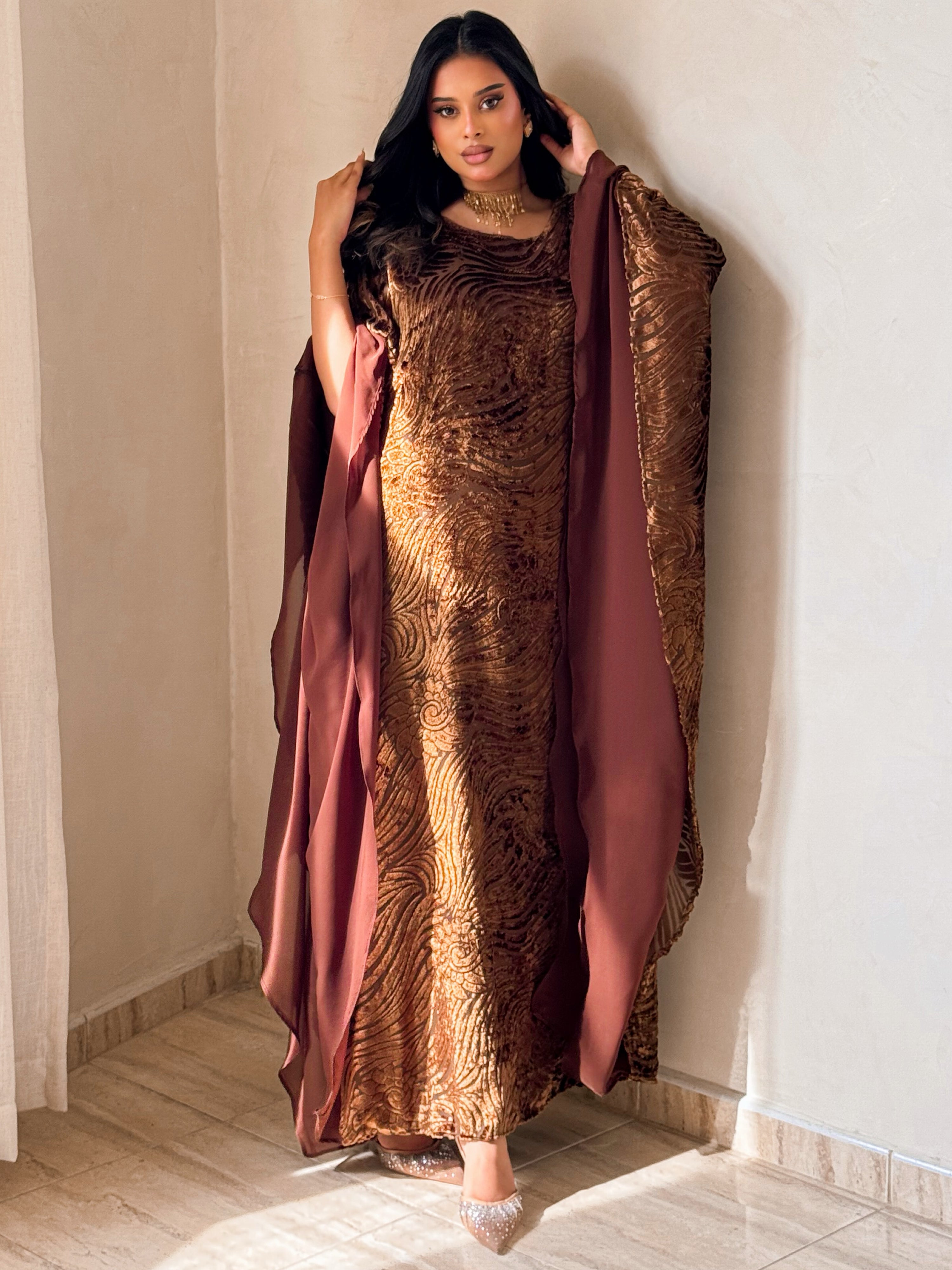 MEI704 - Brown Velvet Jalabiya