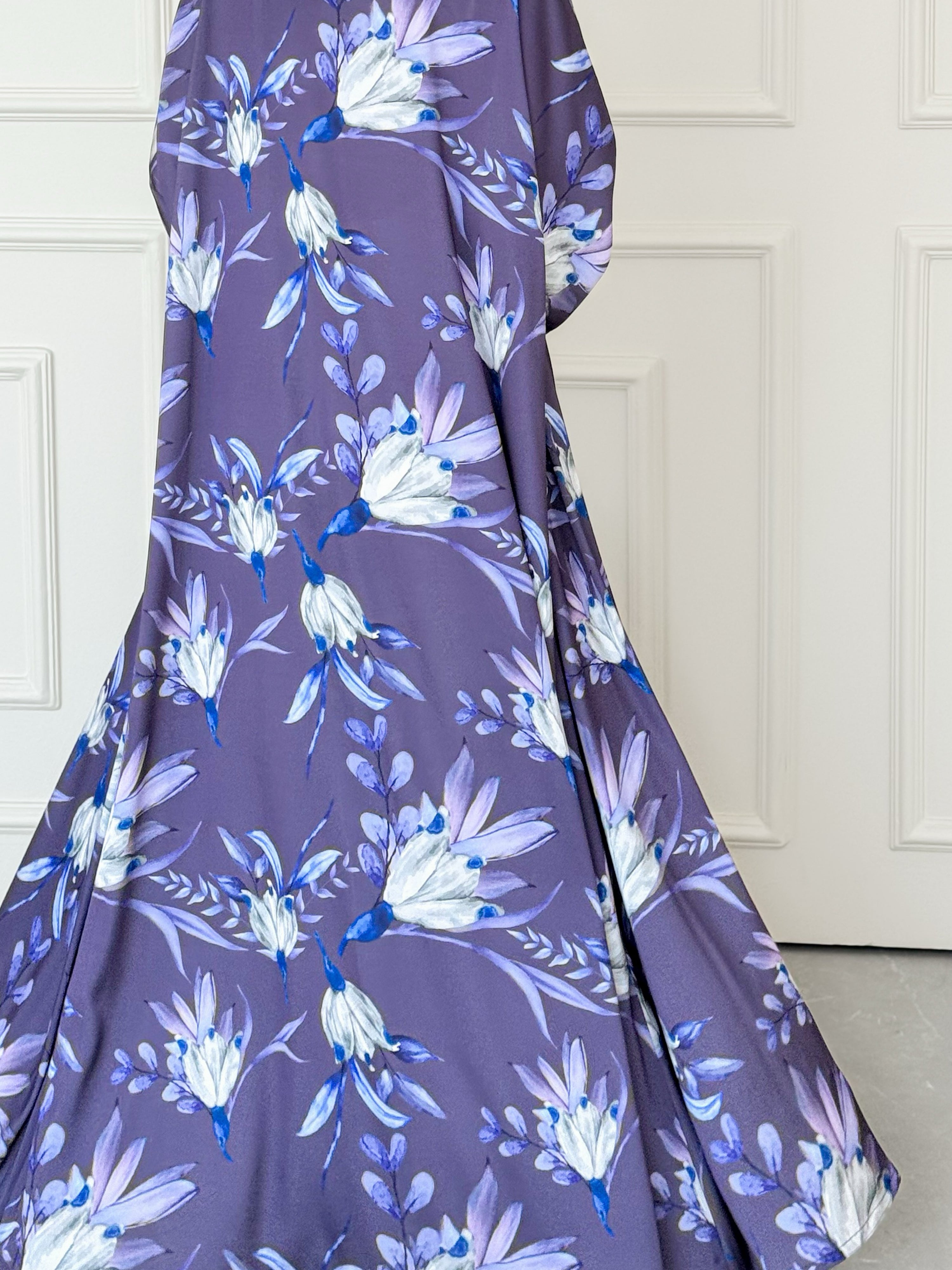 MEI618 - Lilia Abaya in Smoky Lilac