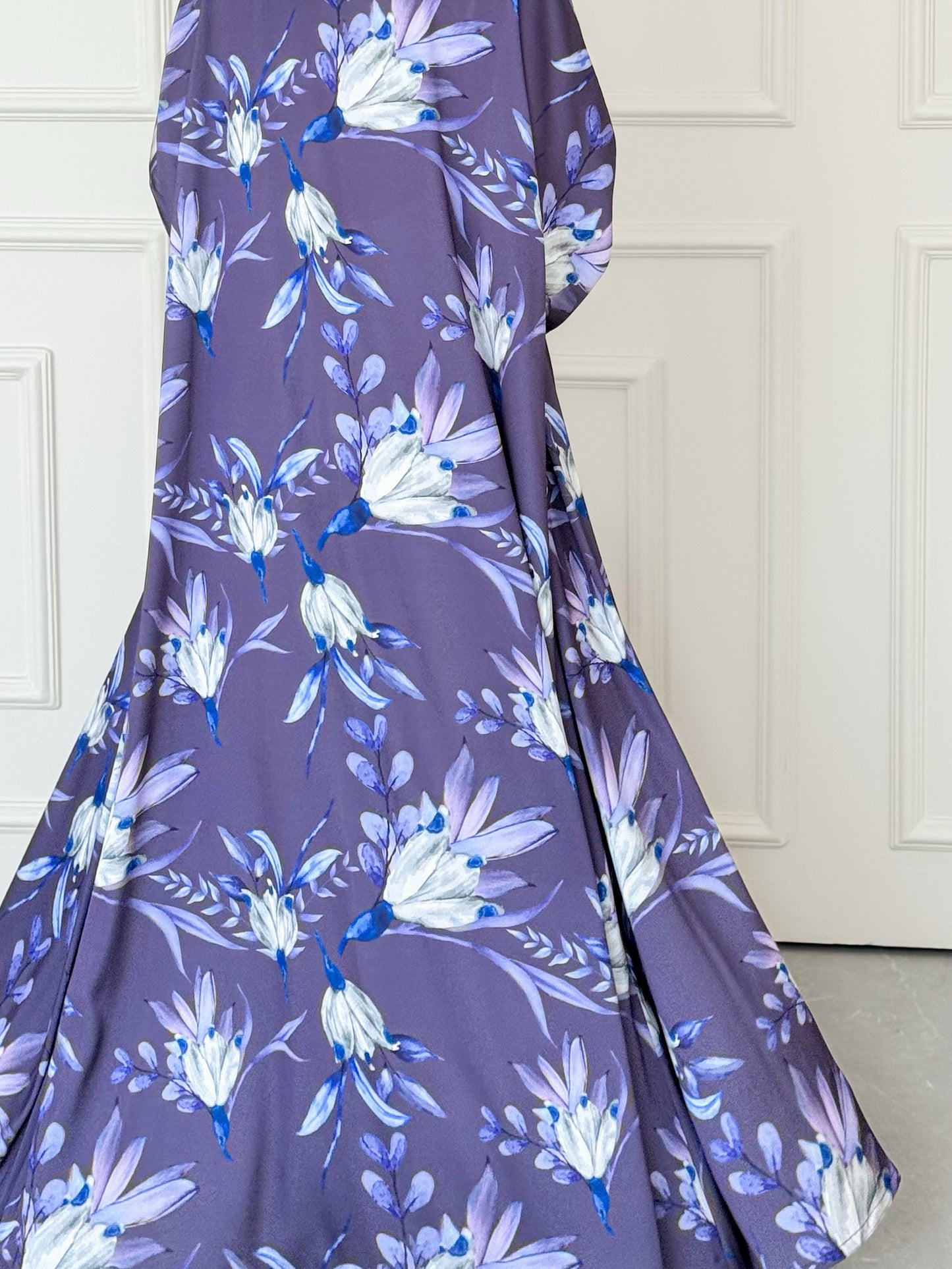 MEI618 - Lilia Abaya in Smoky Lilac