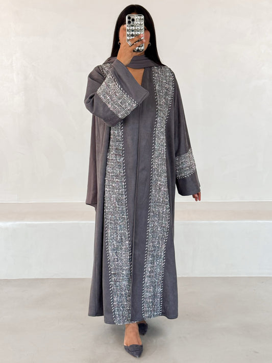 MEI650 - Embroidered Chamois x Tweed Abaya